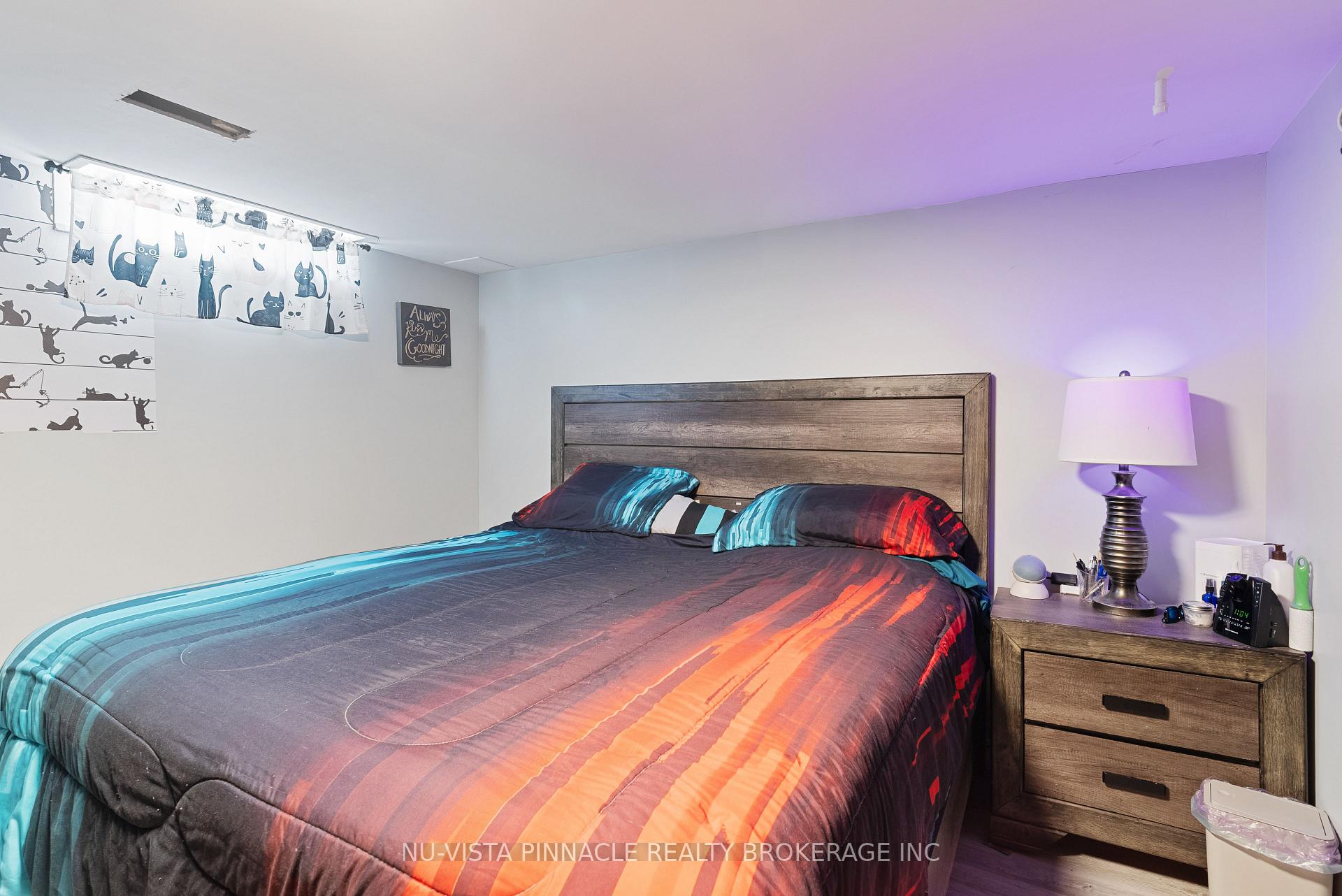 Photo 32 of 56 Kintail Crescent, London, South Y — HOMEH