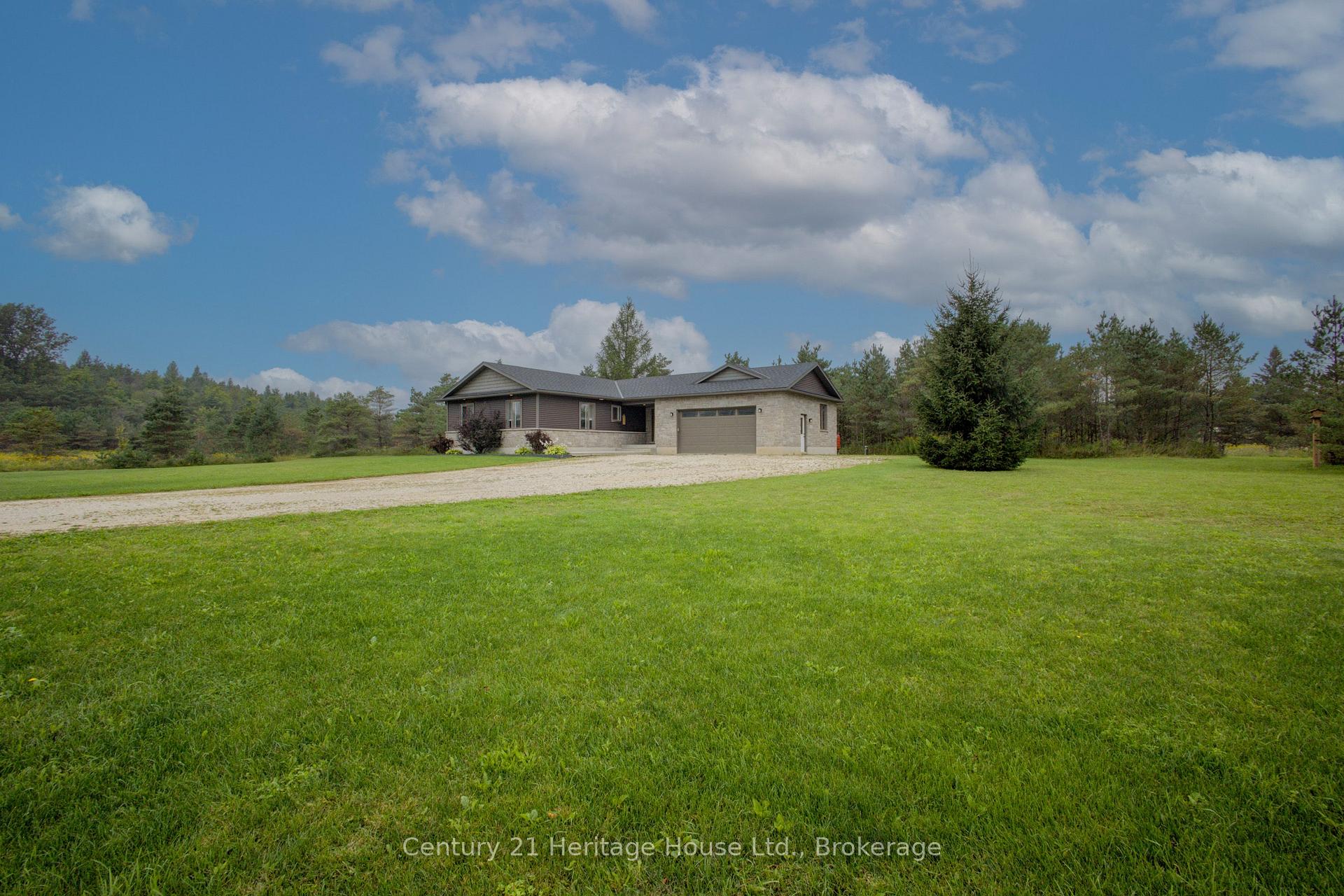 Photo 7 of 201 Hutton Hill Road, West Grey — HOMEH