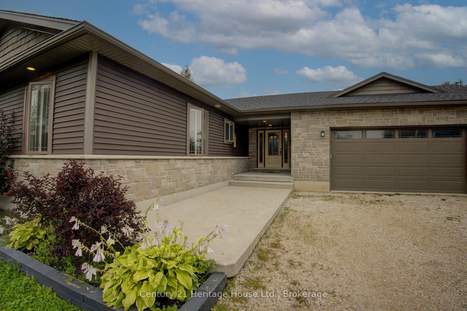 Photo 9 of 201 Hutton Hill Road, West Grey — HOMEH