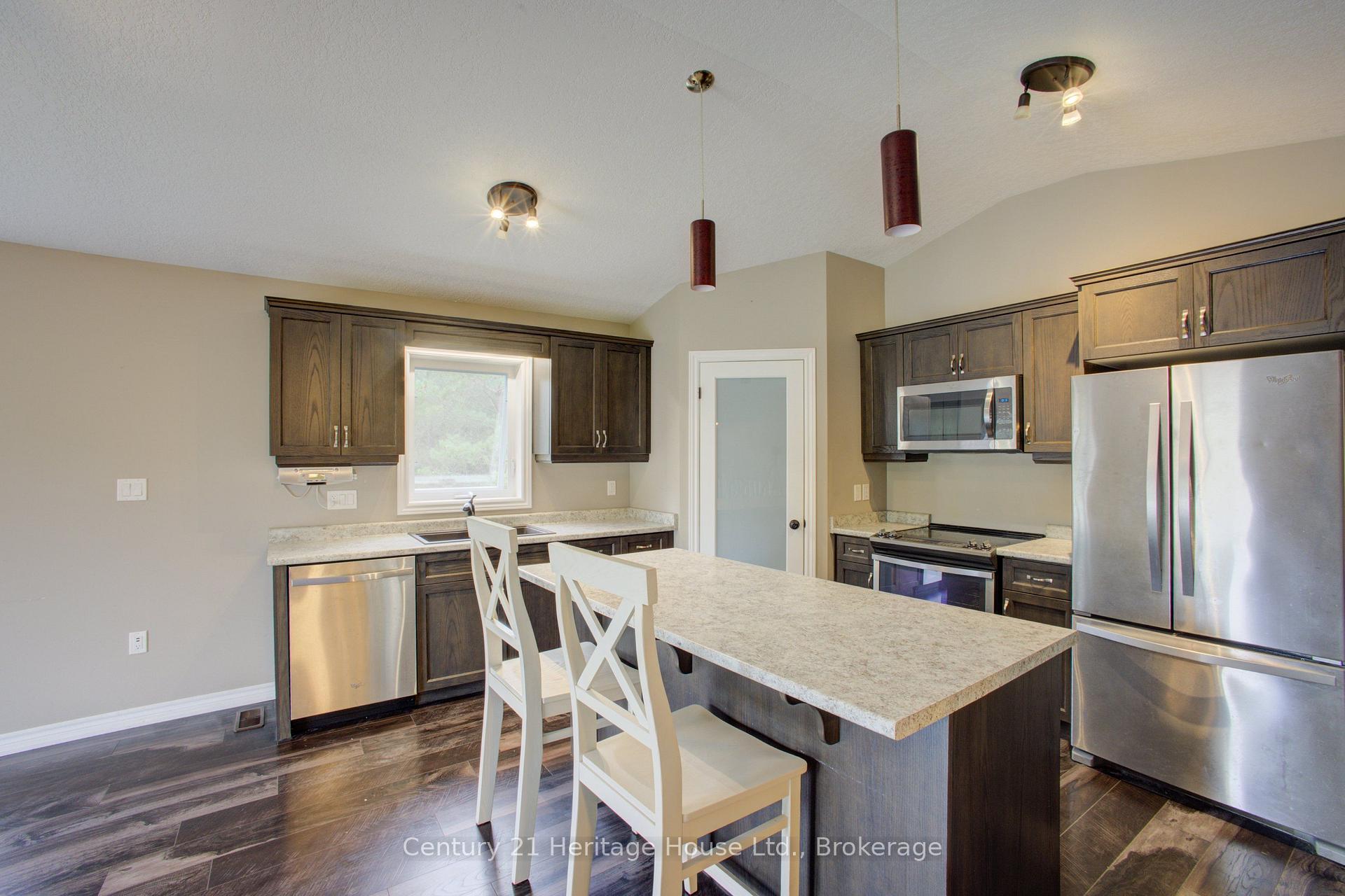 Photo 21 of 201 Hutton Hill Road, West Grey — HOMEH