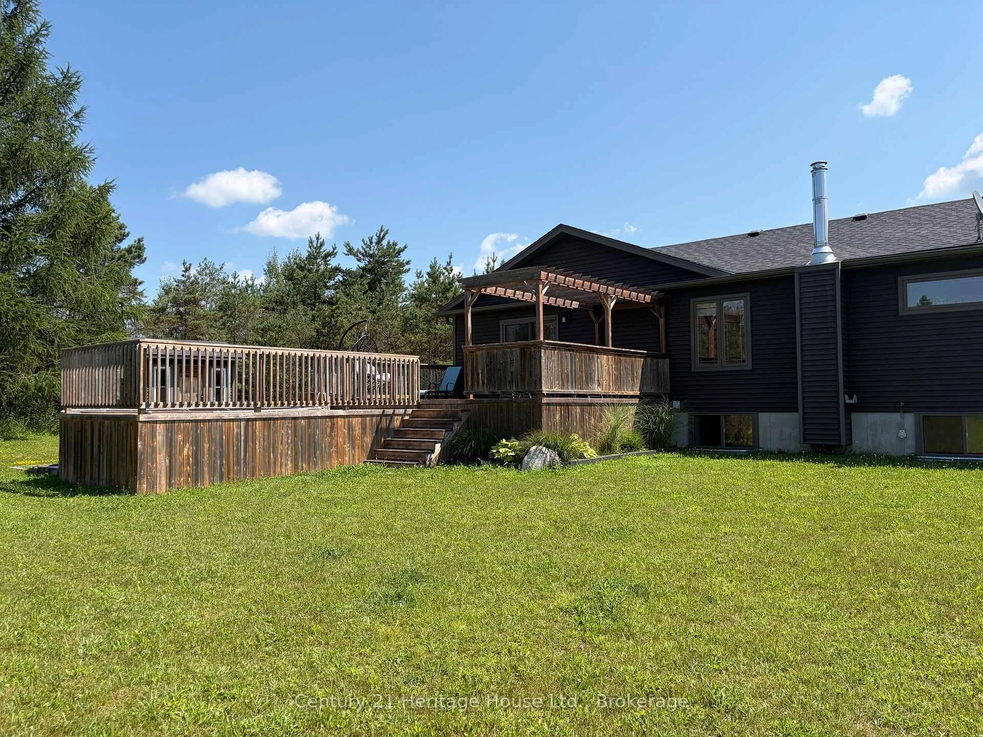 Photo 8 of 201 Hutton Hill Road, West Grey — HOMEH
