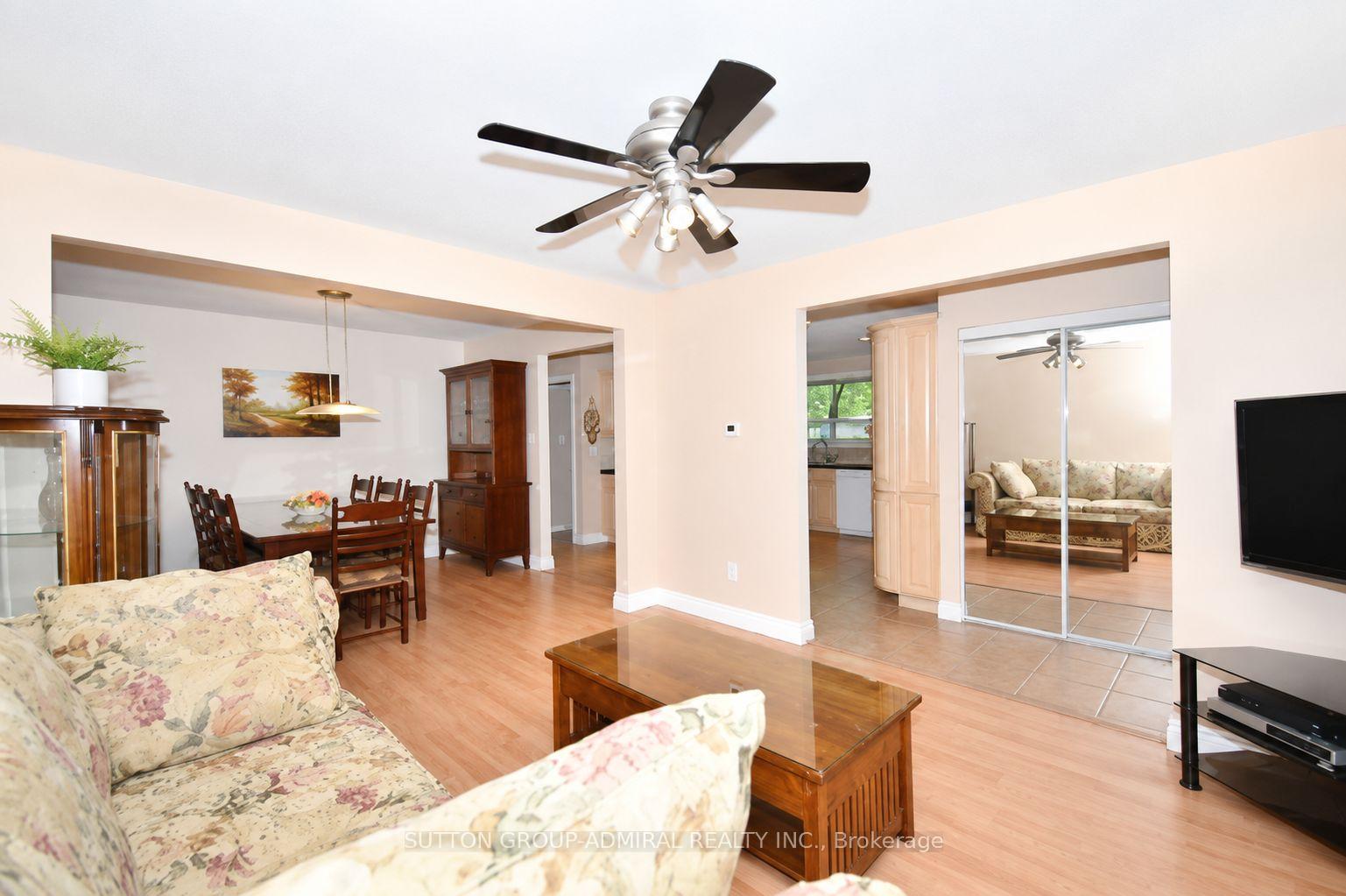 Photo 3 of 94 Sackville Street, Caledon, Bolton West — HOMEH