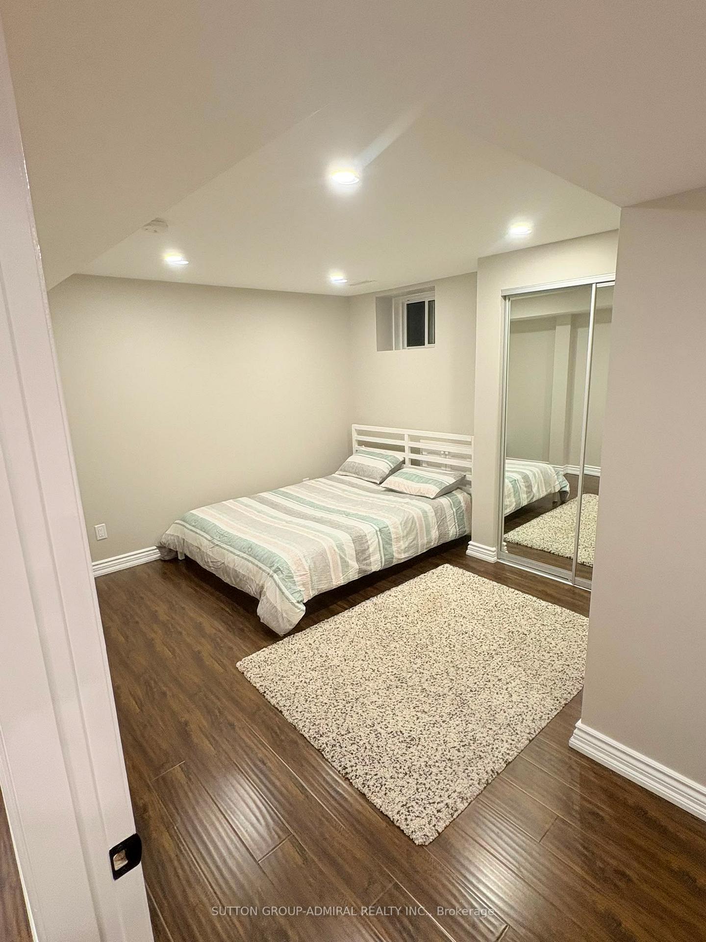 Photo 21 of 94 Sackville Street, Caledon, Bolton West — HOMEH