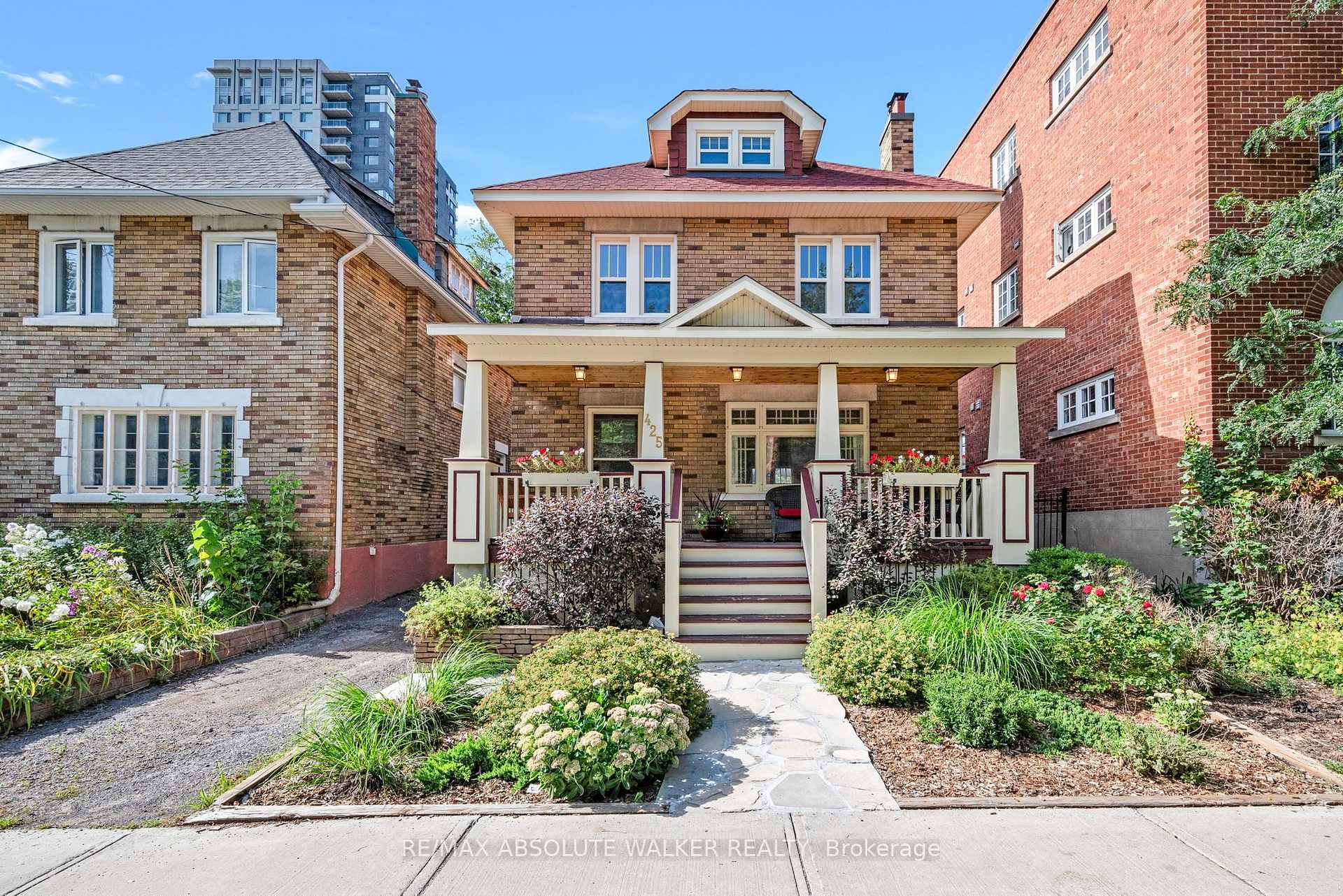 Photo of 425 Besserer Street