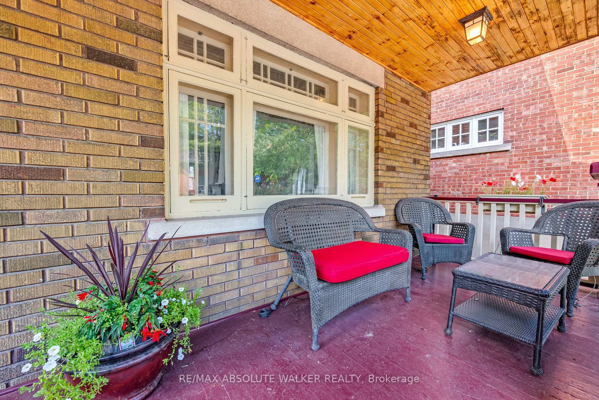 Photo 5 of 425 Besserer Street, Ottawa, Sandy Hill — HOMEH