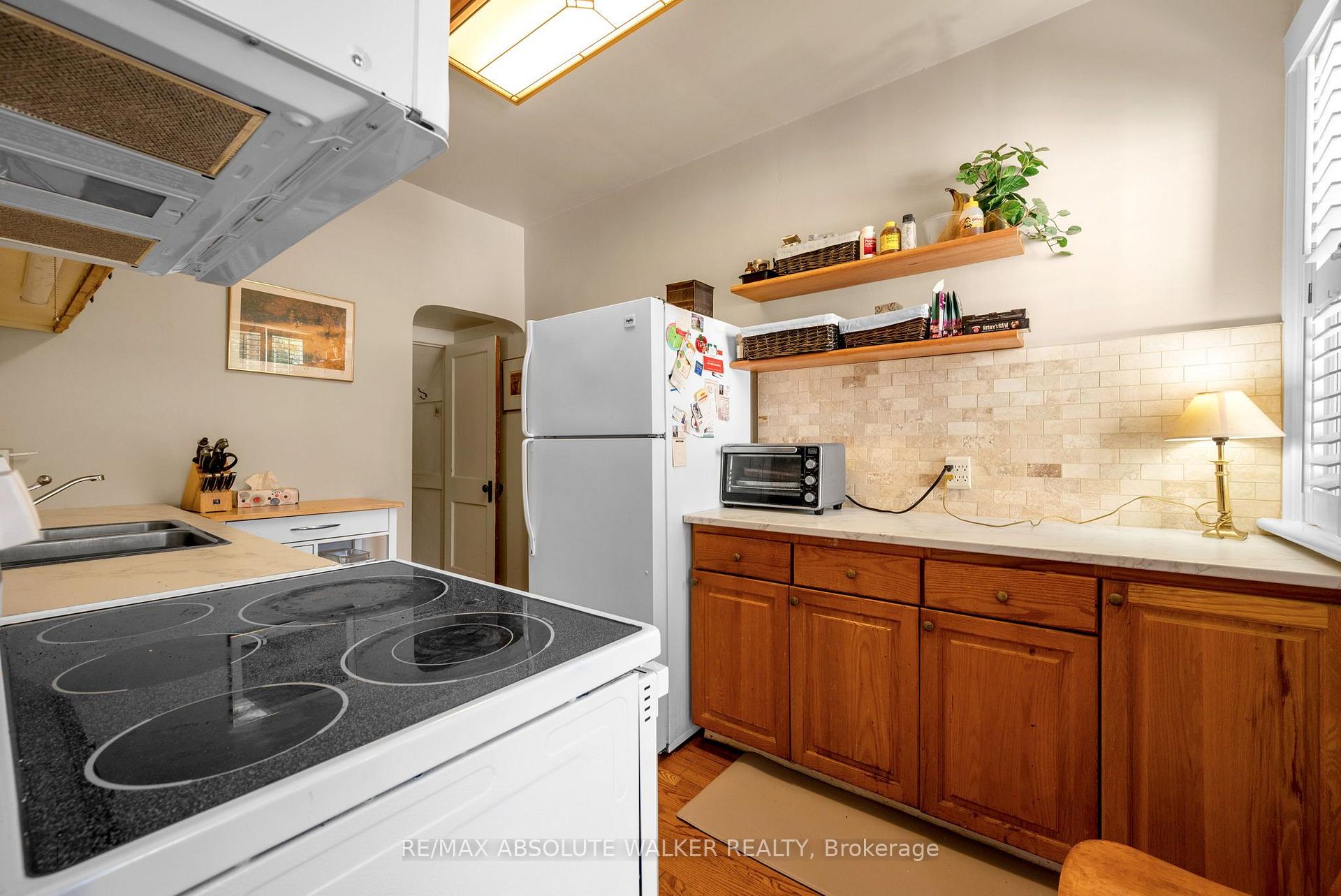 Photo 14 of 425 Besserer Street, Ottawa, Sandy Hill — HOMEH