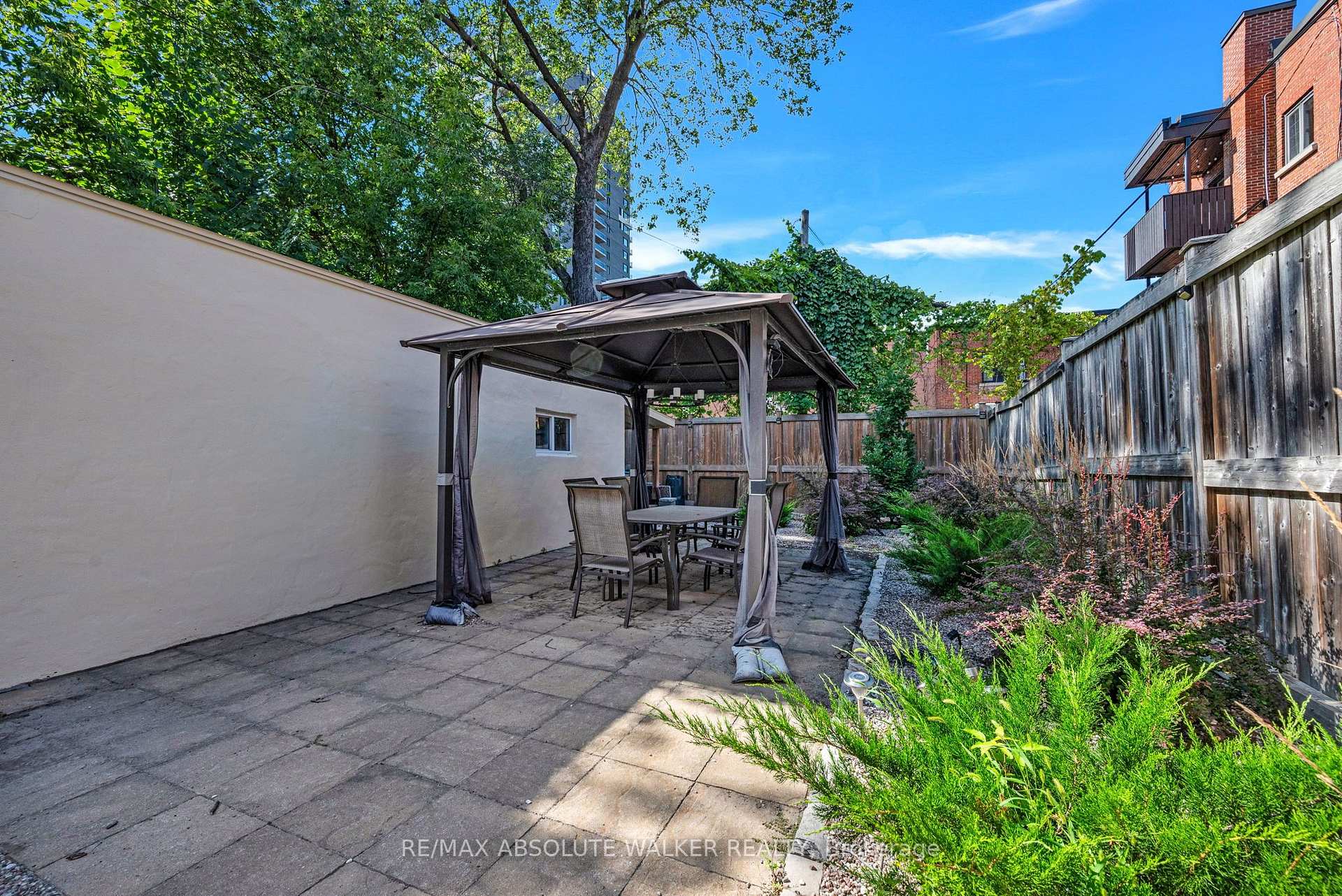 Photo 36 of 425 Besserer Street, Ottawa, Sandy Hill — HOMEH