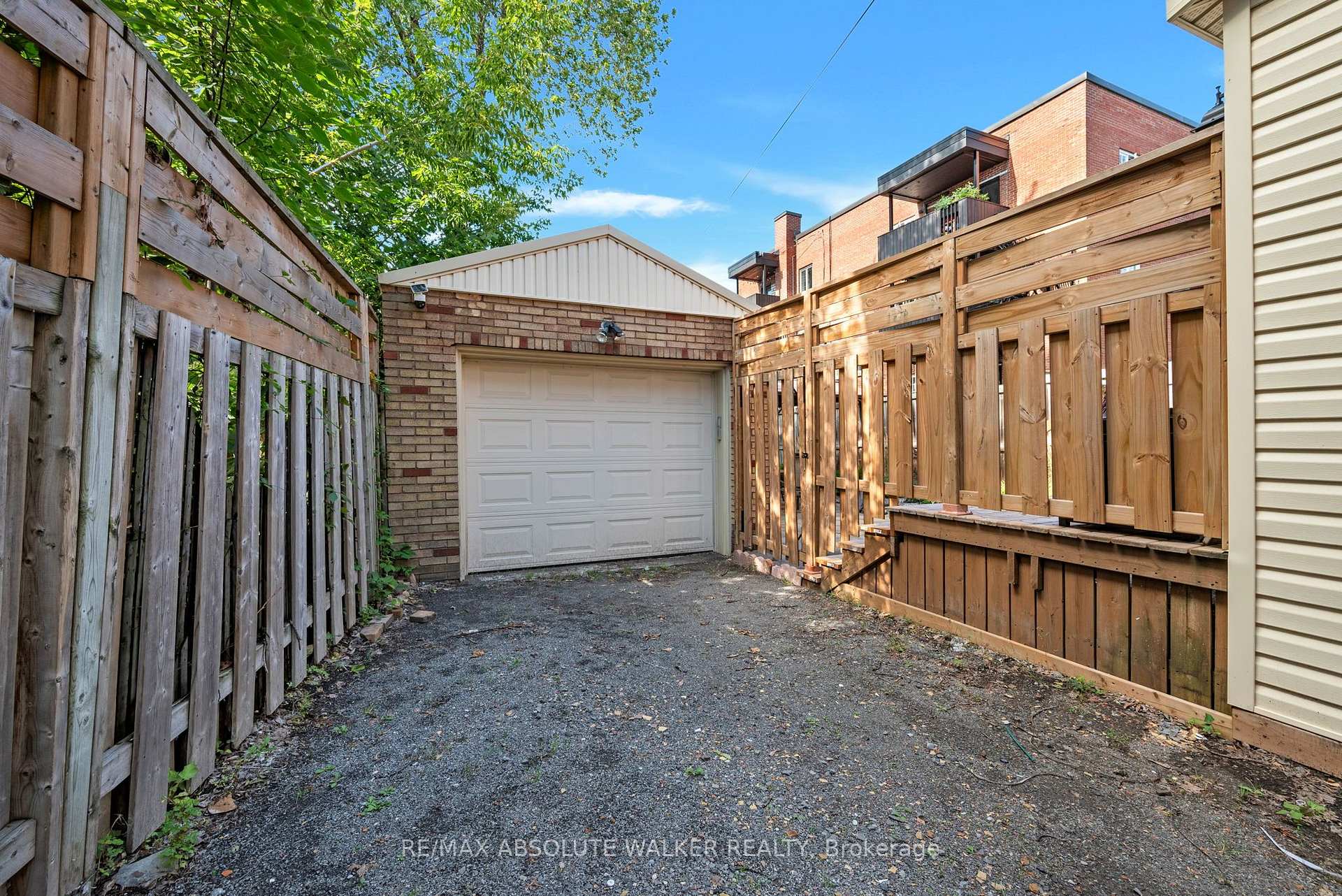 Photo 38 of 425 Besserer Street, Ottawa, Sandy Hill — HOMEH