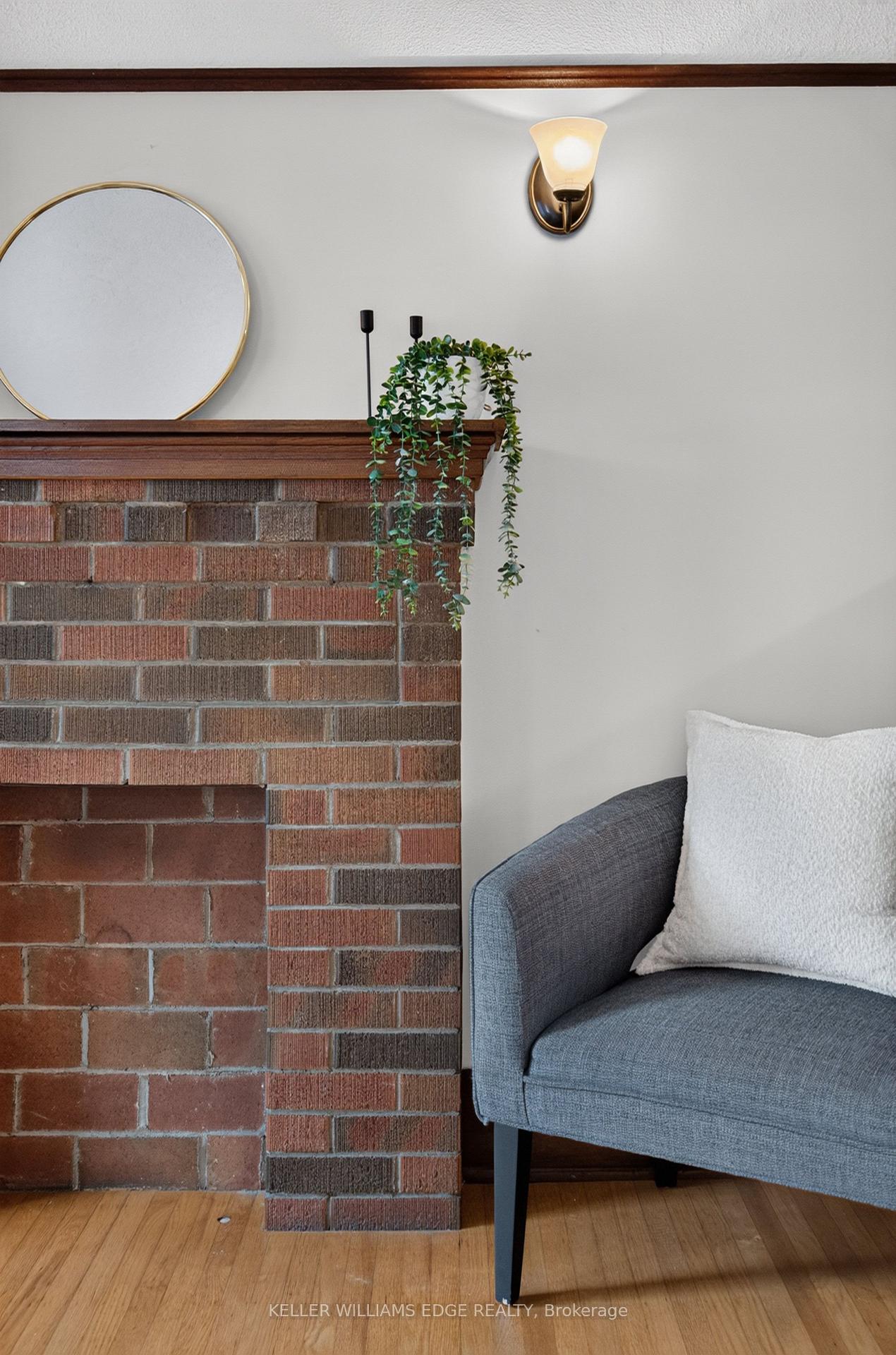 Photo 14 of 30 Barons Avenue N, Hamilton, Homeside — HOMEH