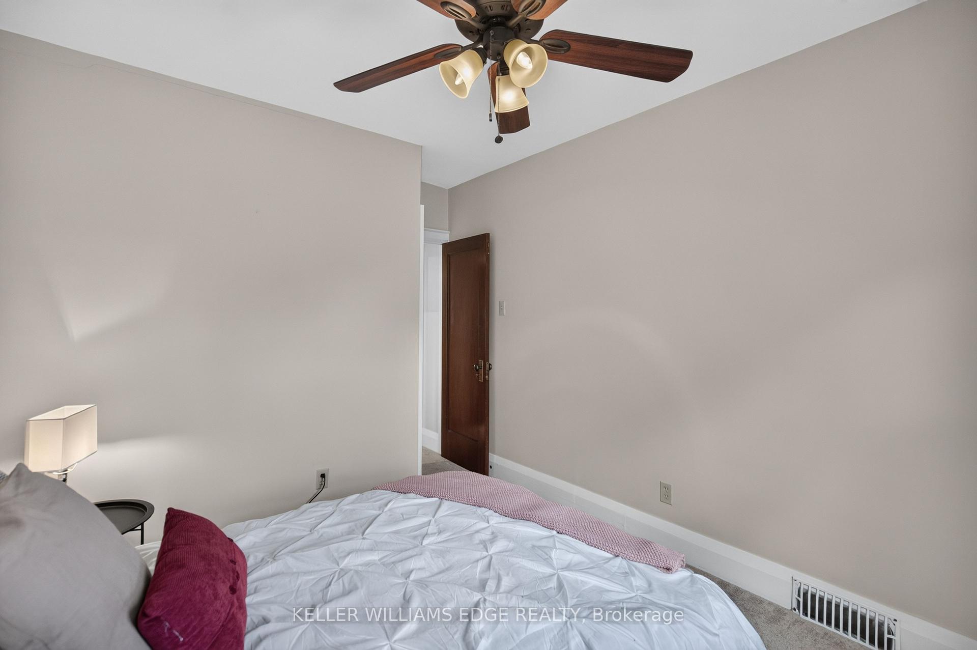 Photo 29 of 30 Barons Avenue N, Hamilton, Homeside — HOMEH