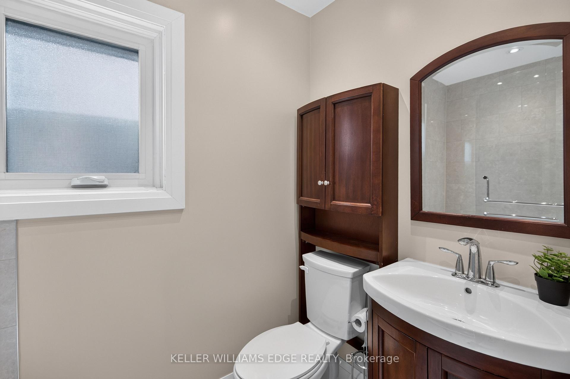 Photo 33 of 30 Barons Avenue N, Hamilton, Homeside — HOMEH