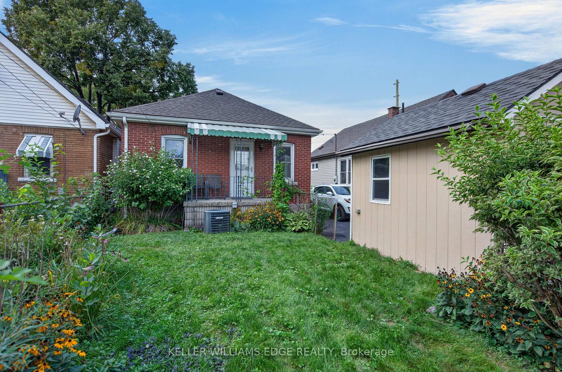 Photo 44 of 30 Barons Avenue N, Hamilton, Homeside — HOMEH