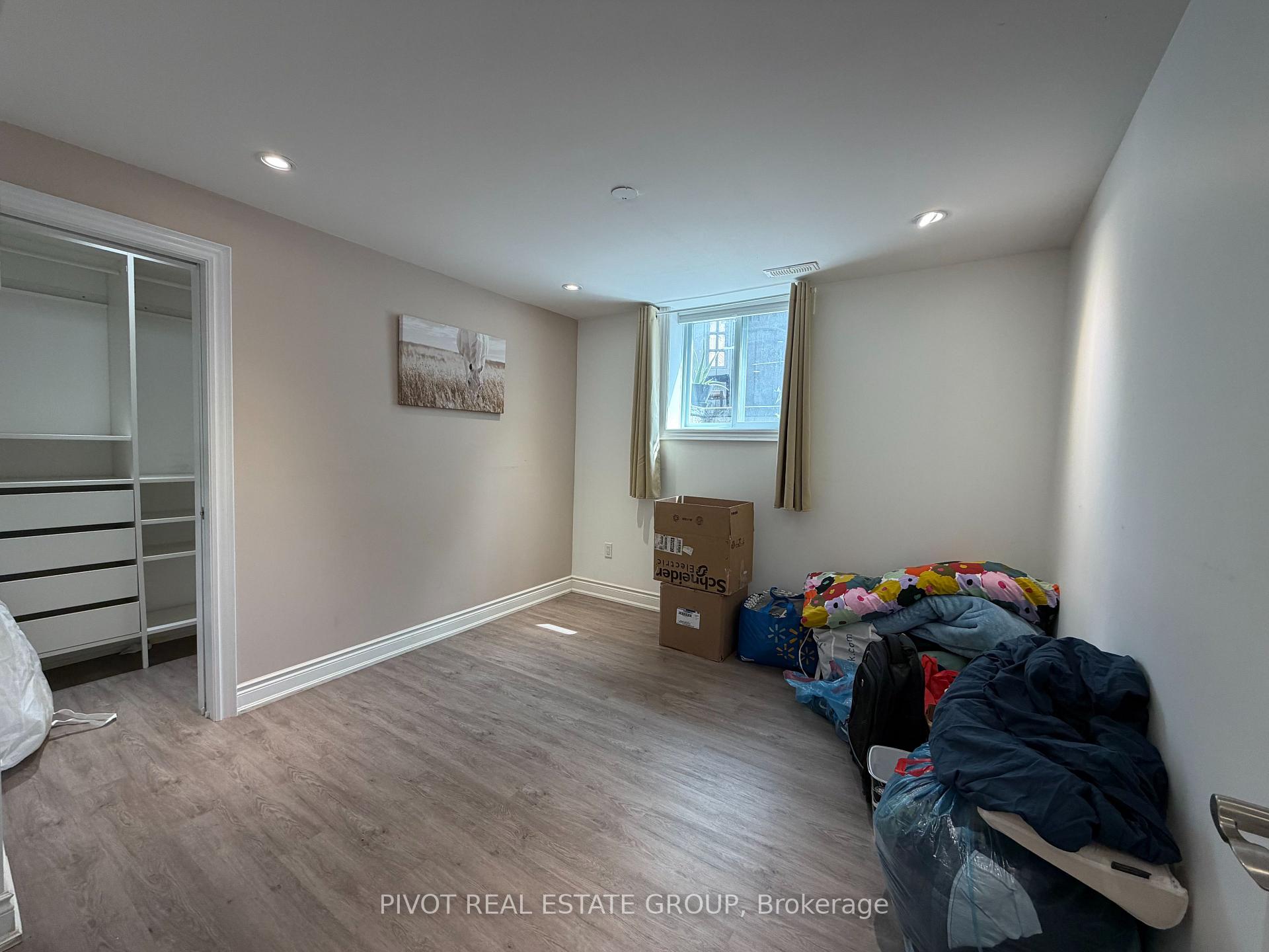 Photo 6 of 1303 Freeport Drive, Mississauga, Erindale — HOMEH