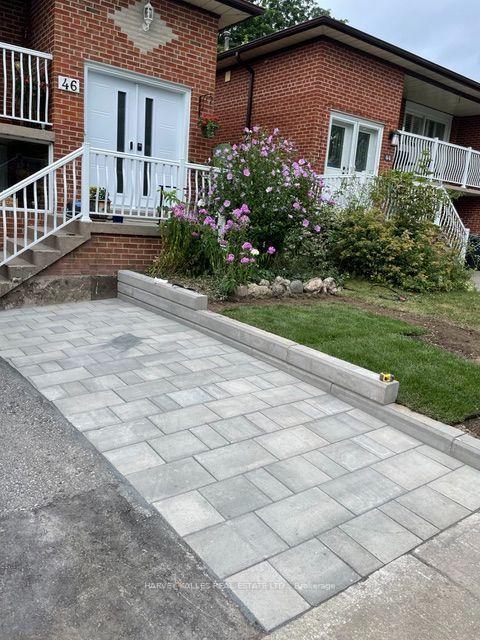 Front of Unit Main, 46 Locustwood Court