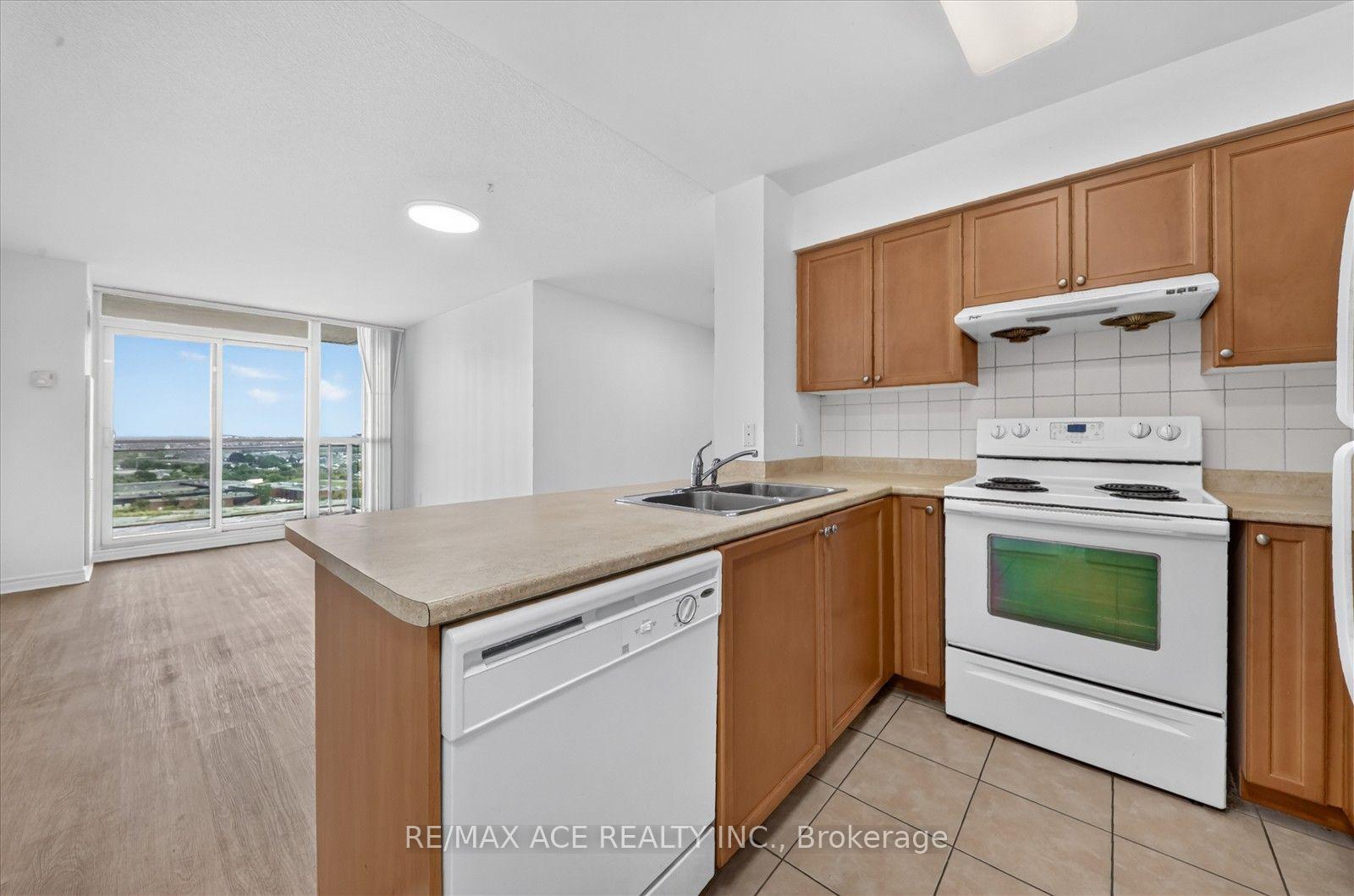 Photo 13 of Unit 1606, 88 Grangeway Avenue, Scarborough, Woburn — HOMEH