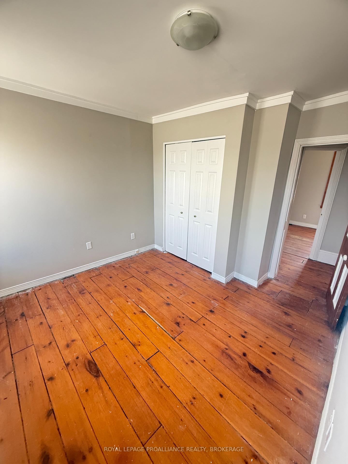 Photo 10 of 272 Wellington Street, Kingston, East of Sir John A. Blvd — HOMEH