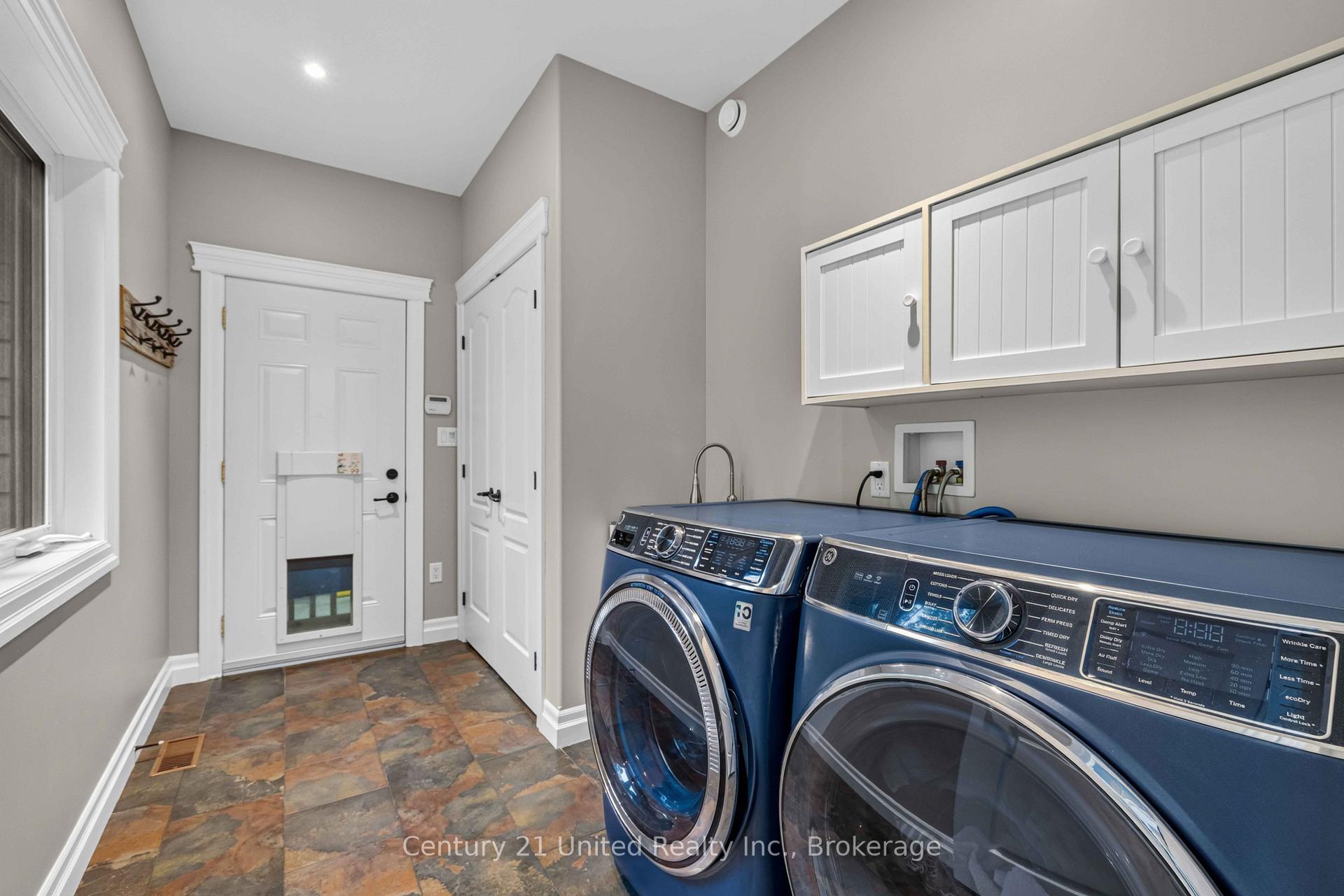 Photo 24 of 37 Mitchell Crescent, Trent Lakes — HOMEH