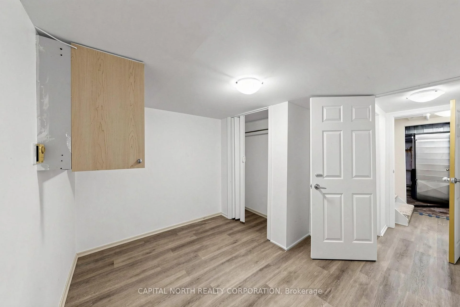 Photo 27 of 29 Mercer Drive, Brampton, Downtown Brampton — HOMEH