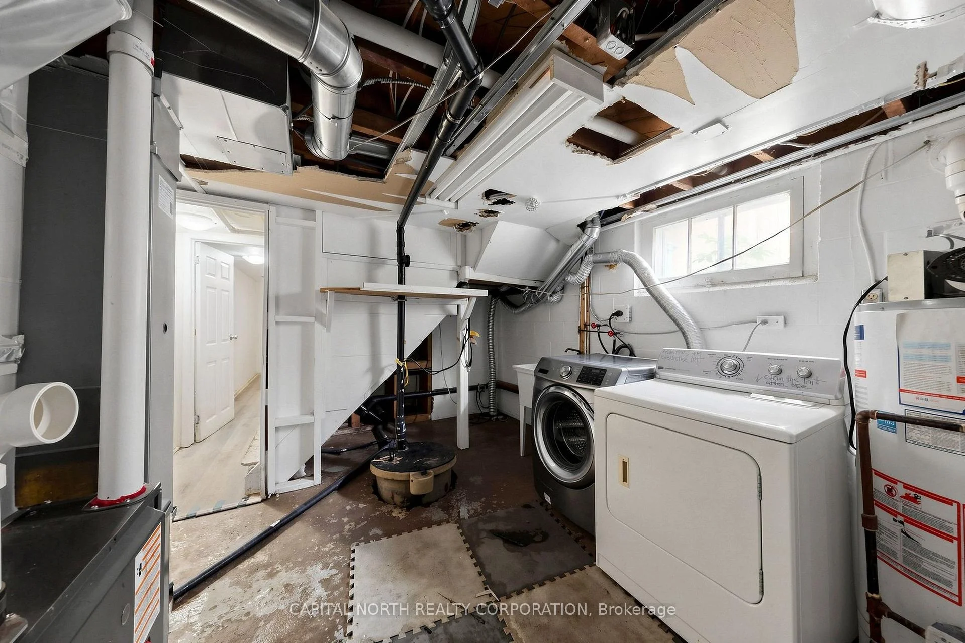 Photo 29 of 29 Mercer Drive, Brampton, Downtown Brampton — HOMEH