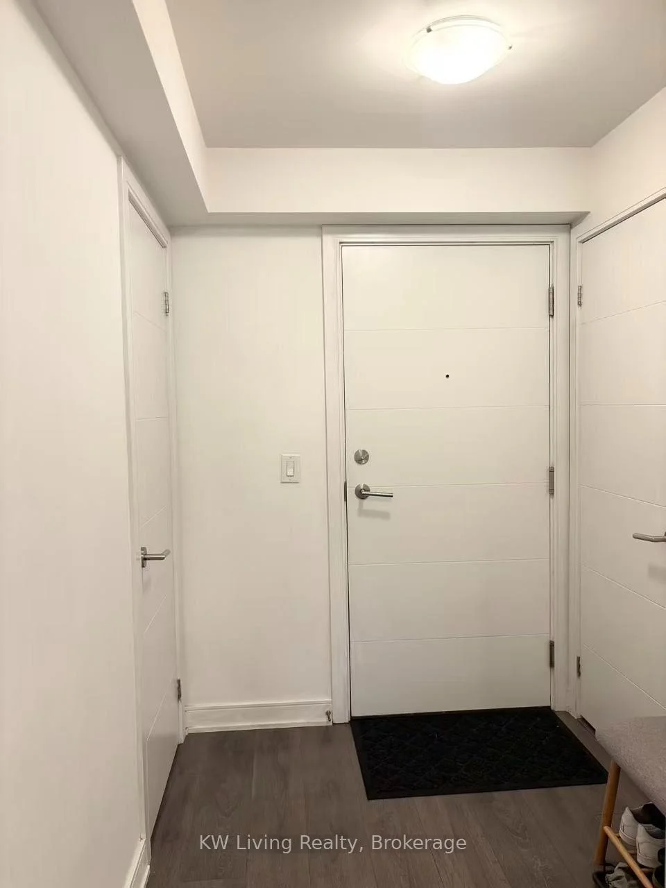 Photo 2 of Unit 1033, 525 Adelaide Street W, Toronto, Waterfront Communities — HOMEH