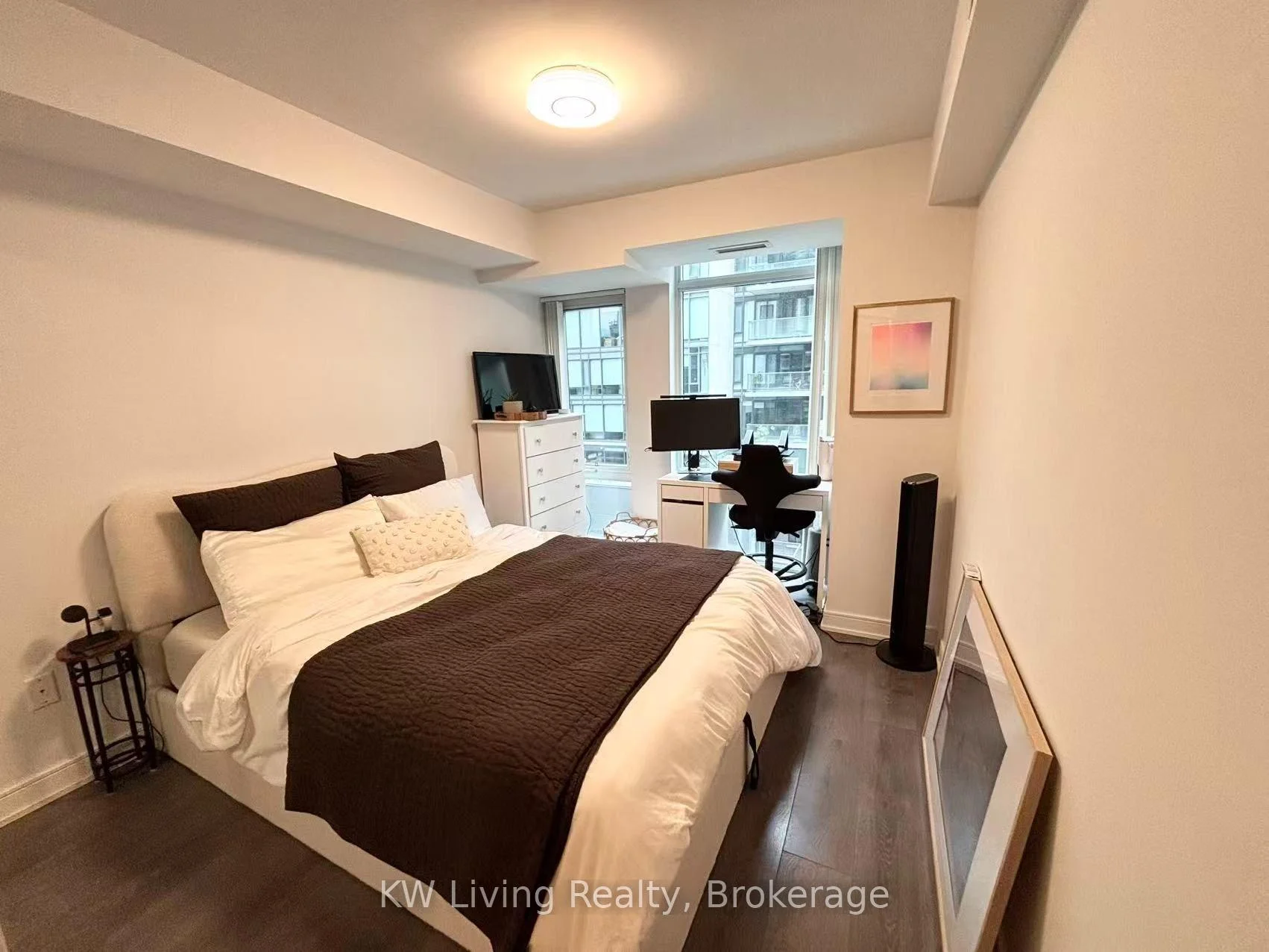 Photo 5 of Unit 1033, 525 Adelaide Street W, Toronto, Waterfront Communities — HOMEH