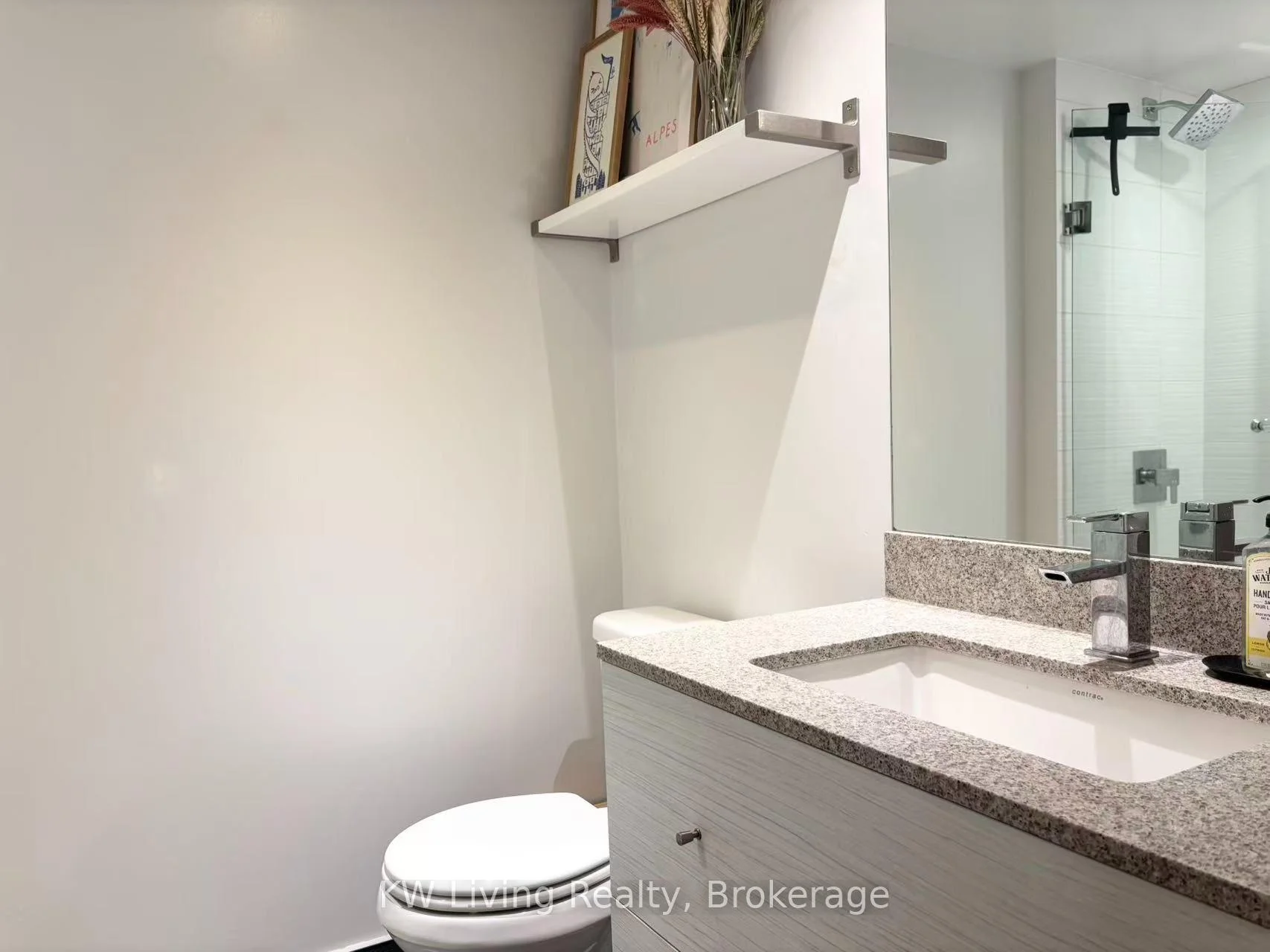 Photo 13 of Unit 1033, 525 Adelaide Street W, Toronto, Waterfront Communities — HOMEH