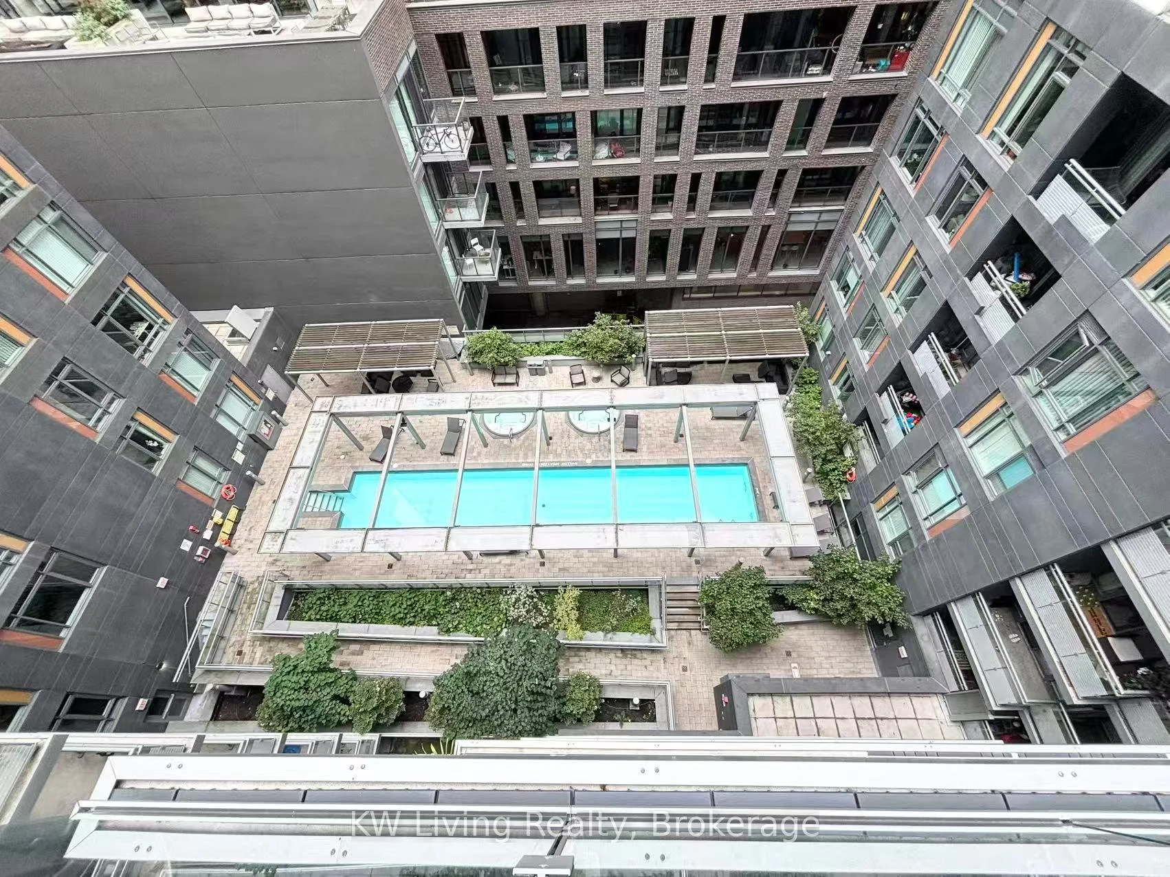 Photo 16 of Unit 1033, 525 Adelaide Street W, Toronto, Waterfront Communities — HOMEH