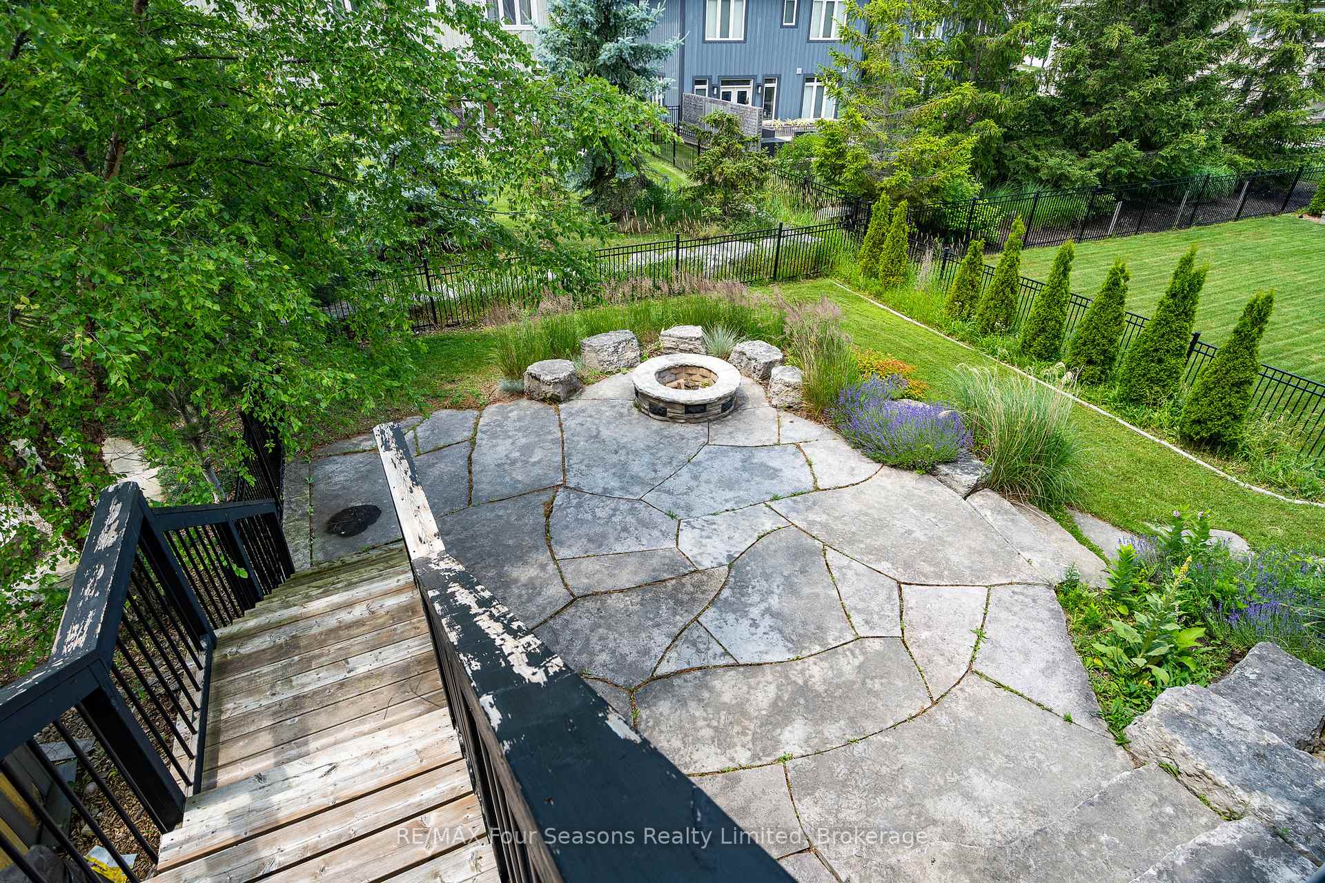 Photo 11 of 106 Venture Boulevard, Blue Mountains — HOMEH