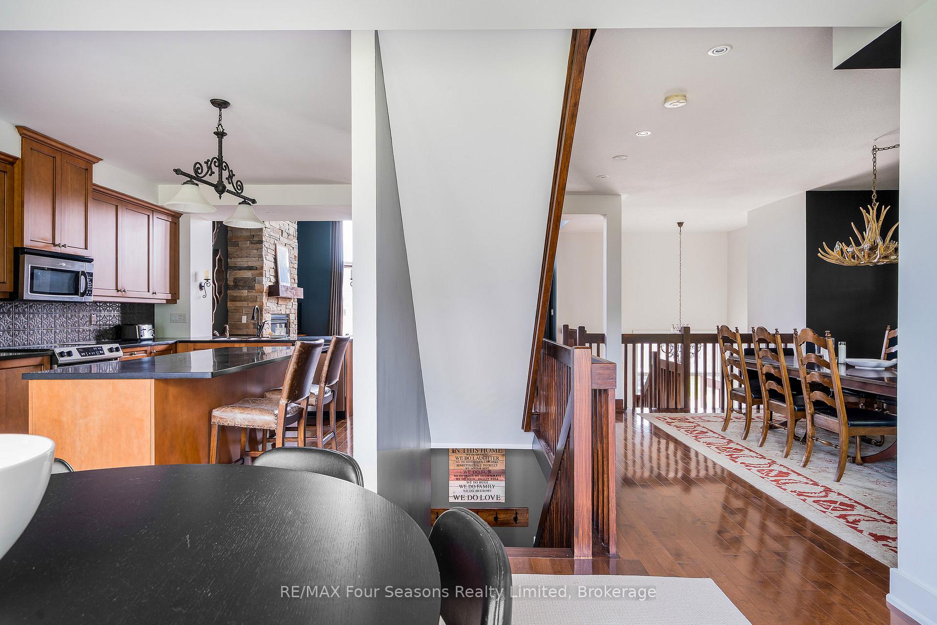 Photo 13 of 106 Venture Boulevard, Blue Mountains — HOMEH