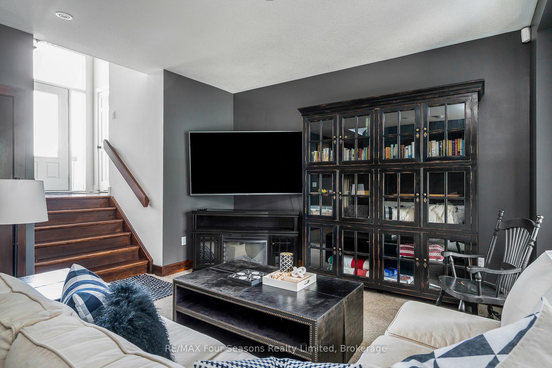 Photo 21 of 106 Venture Boulevard, Blue Mountains — HOMEH