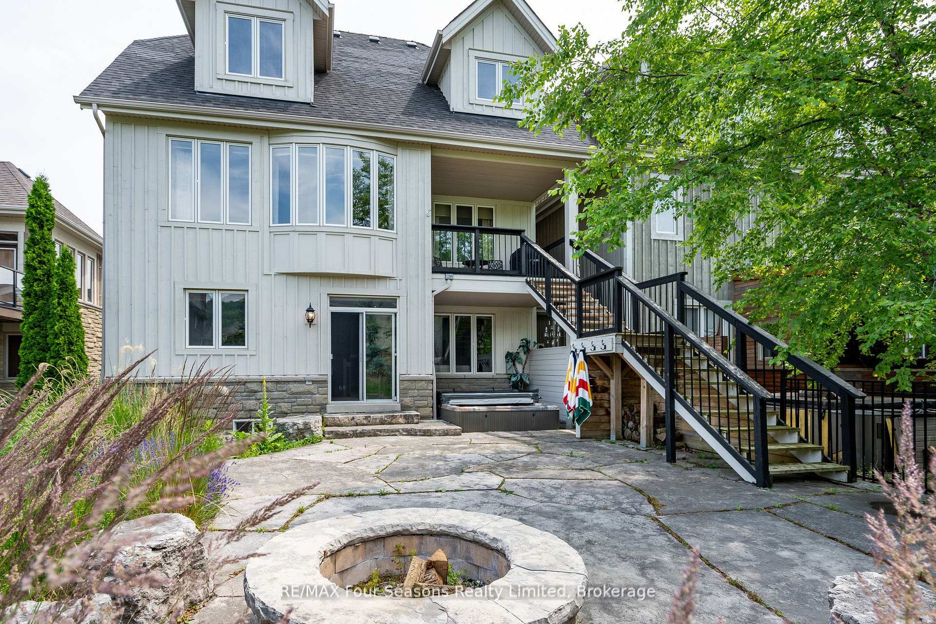 Photo 35 of 106 Venture Boulevard, Blue Mountains — HOMEH