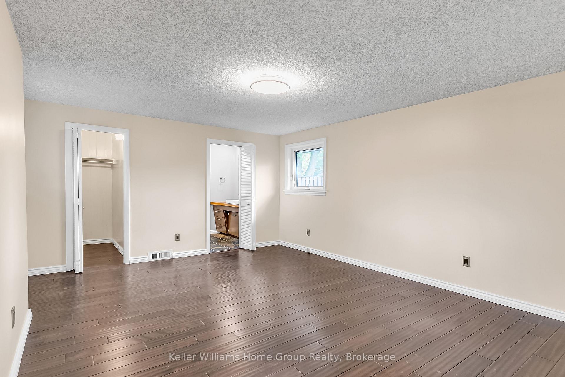 Photo 26 of 58 Reyburn Avenue, Kitchener, Vanier - Kitchener — HOMEH