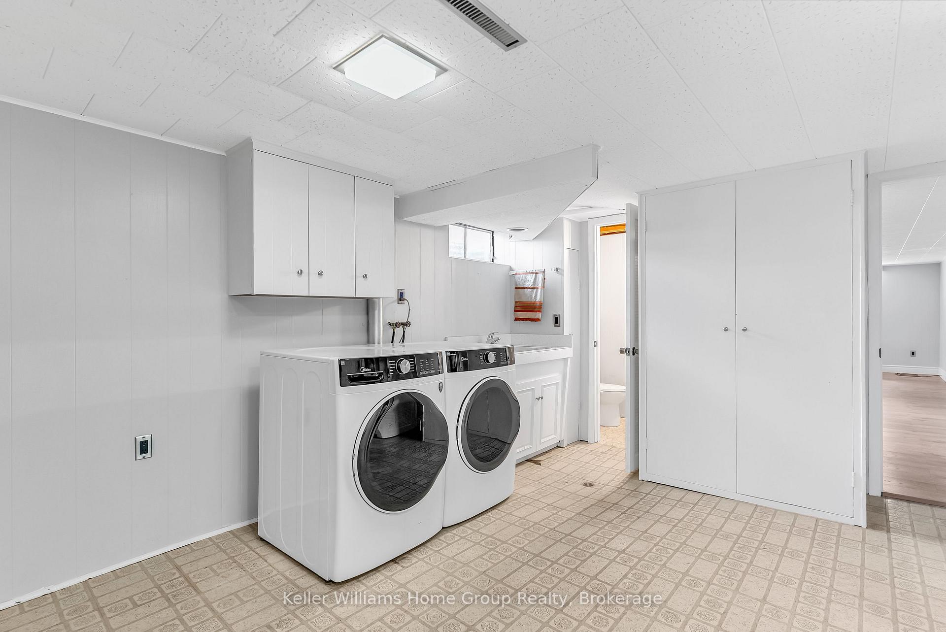 Photo 30 of 58 Reyburn Avenue, Kitchener, Vanier - Kitchener — HOMEH
