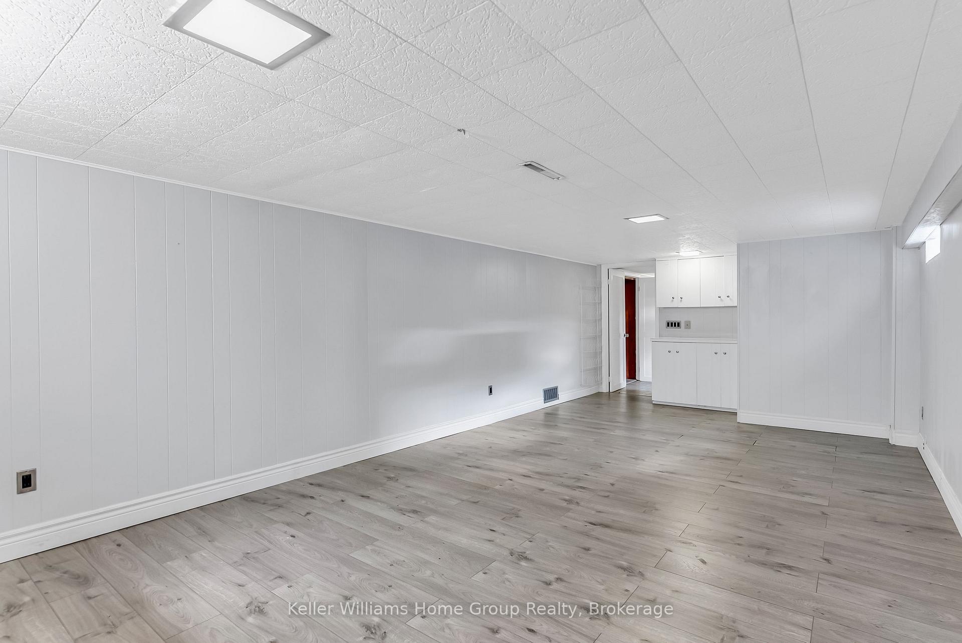 Photo 32 of 58 Reyburn Avenue, Kitchener, Vanier - Kitchener — HOMEH