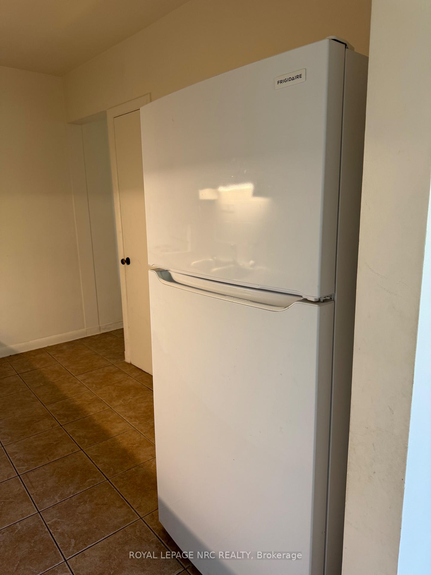Photo 6 of Unit 34, 6035 Murray Street, Niagara Falls, Dorchester — HOMEH