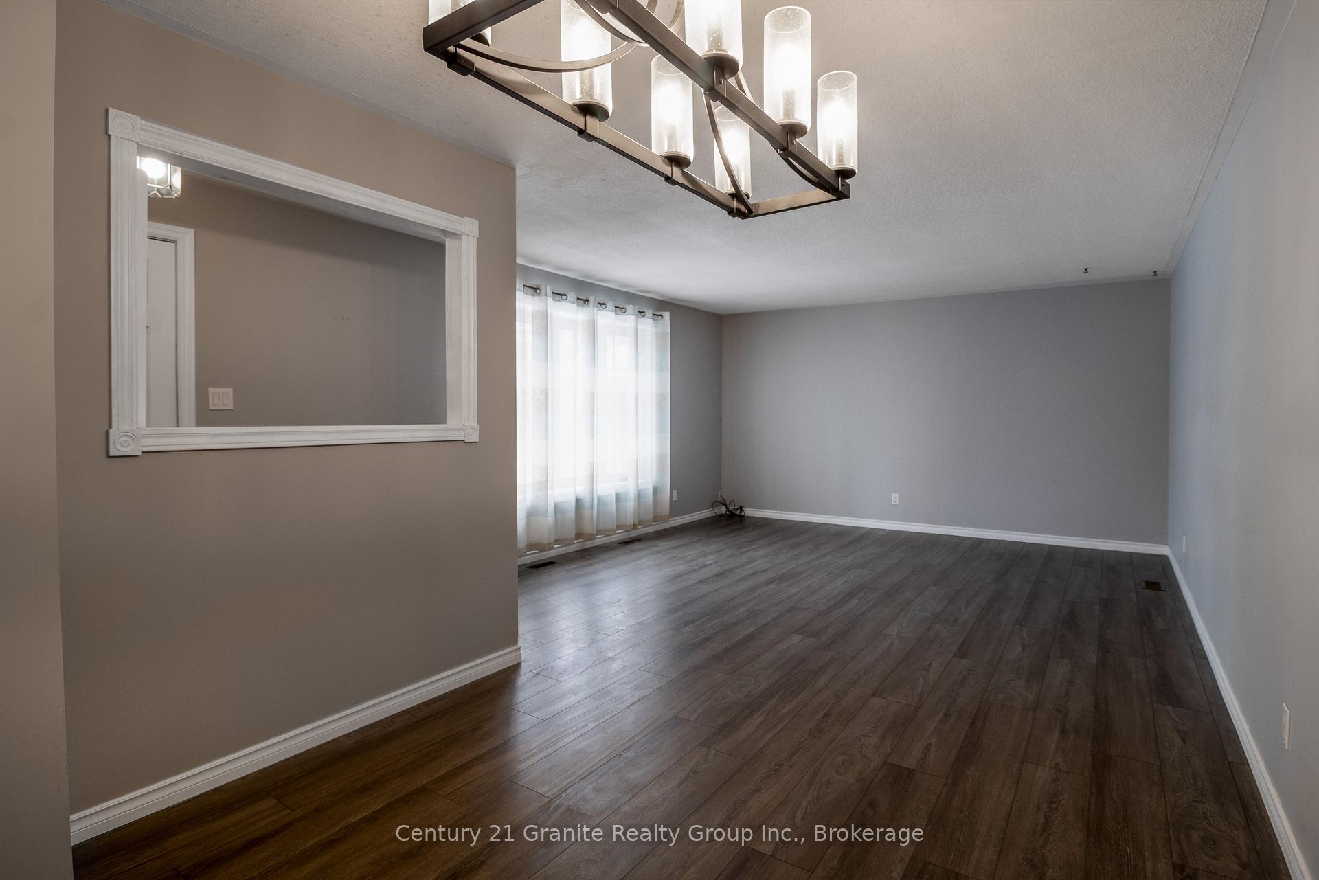 Photo 8 of 55 Wellington Street E, New Tecumseth, Alliston — HOMEH