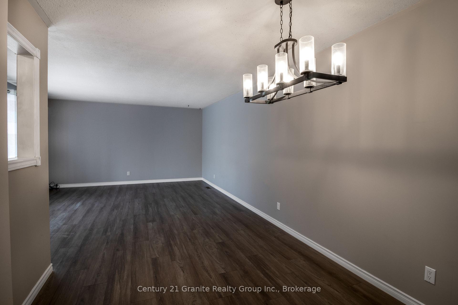 Photo 9 of 55 Wellington Street E, New Tecumseth, Alliston — HOMEH