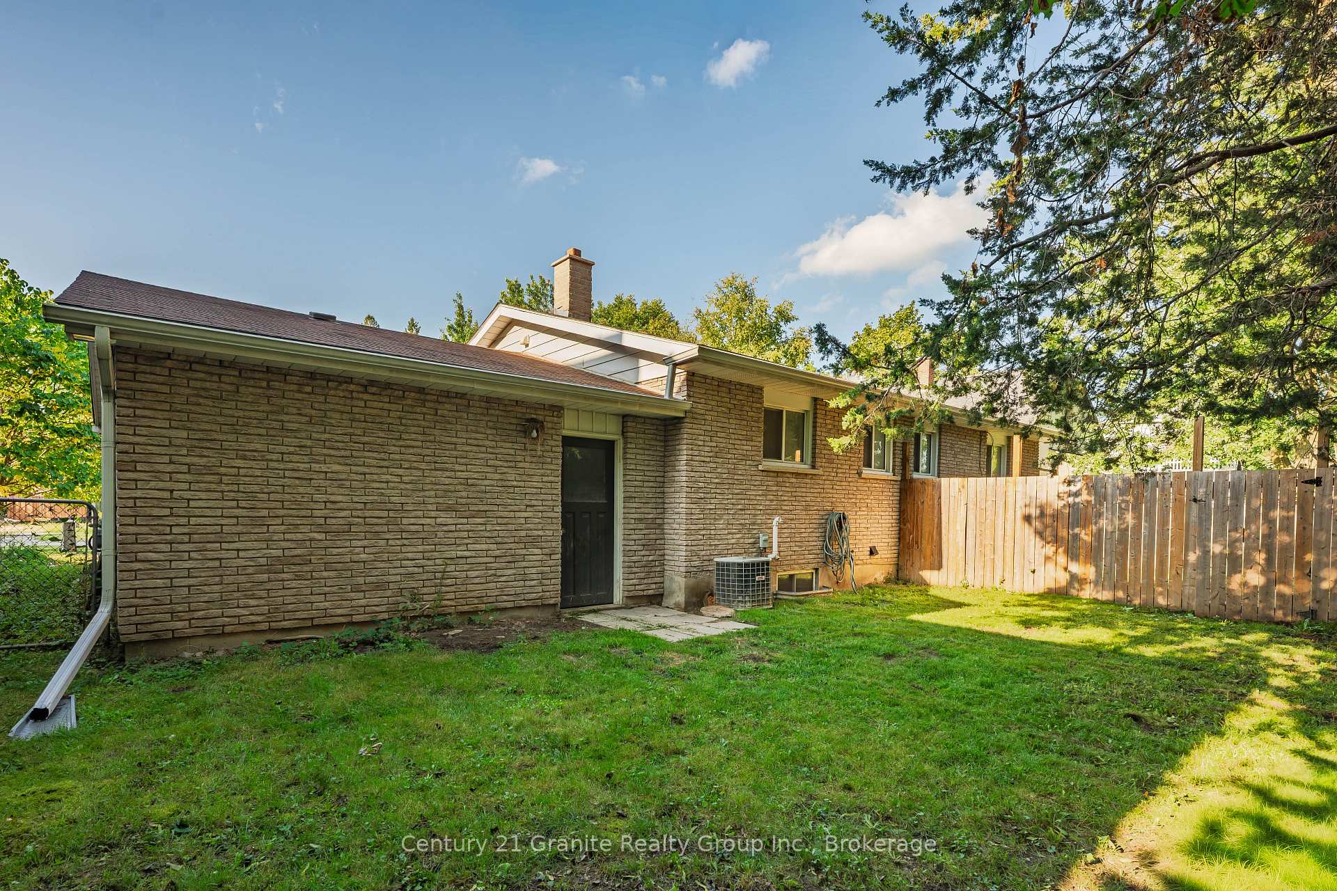 Photo 10 of 55 Wellington Street E, New Tecumseth, Alliston — HOMEH