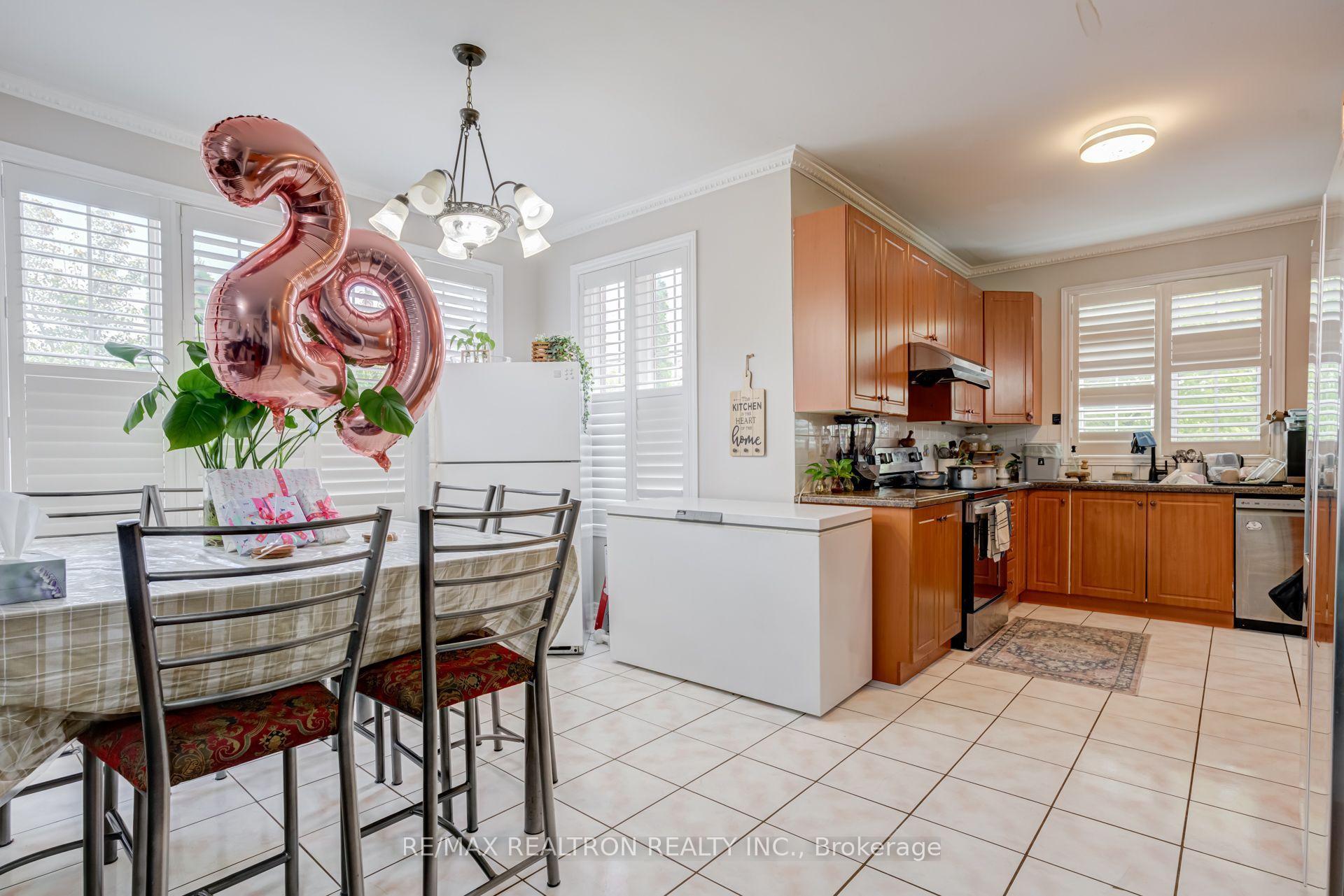 Photo 14 of 14 Kentview Crescent, Markham, Box Grove — HOMEH