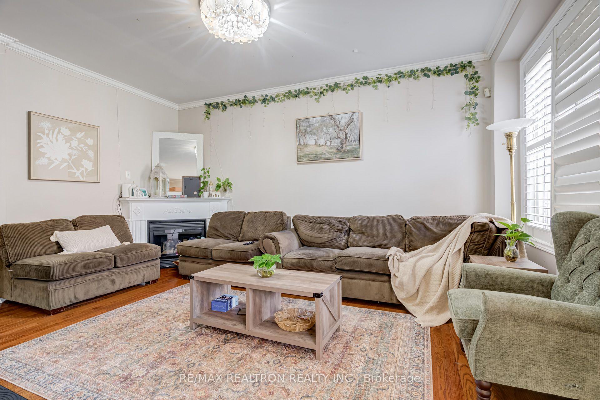 Photo 15 of 14 Kentview Crescent, Markham, Box Grove — HOMEH