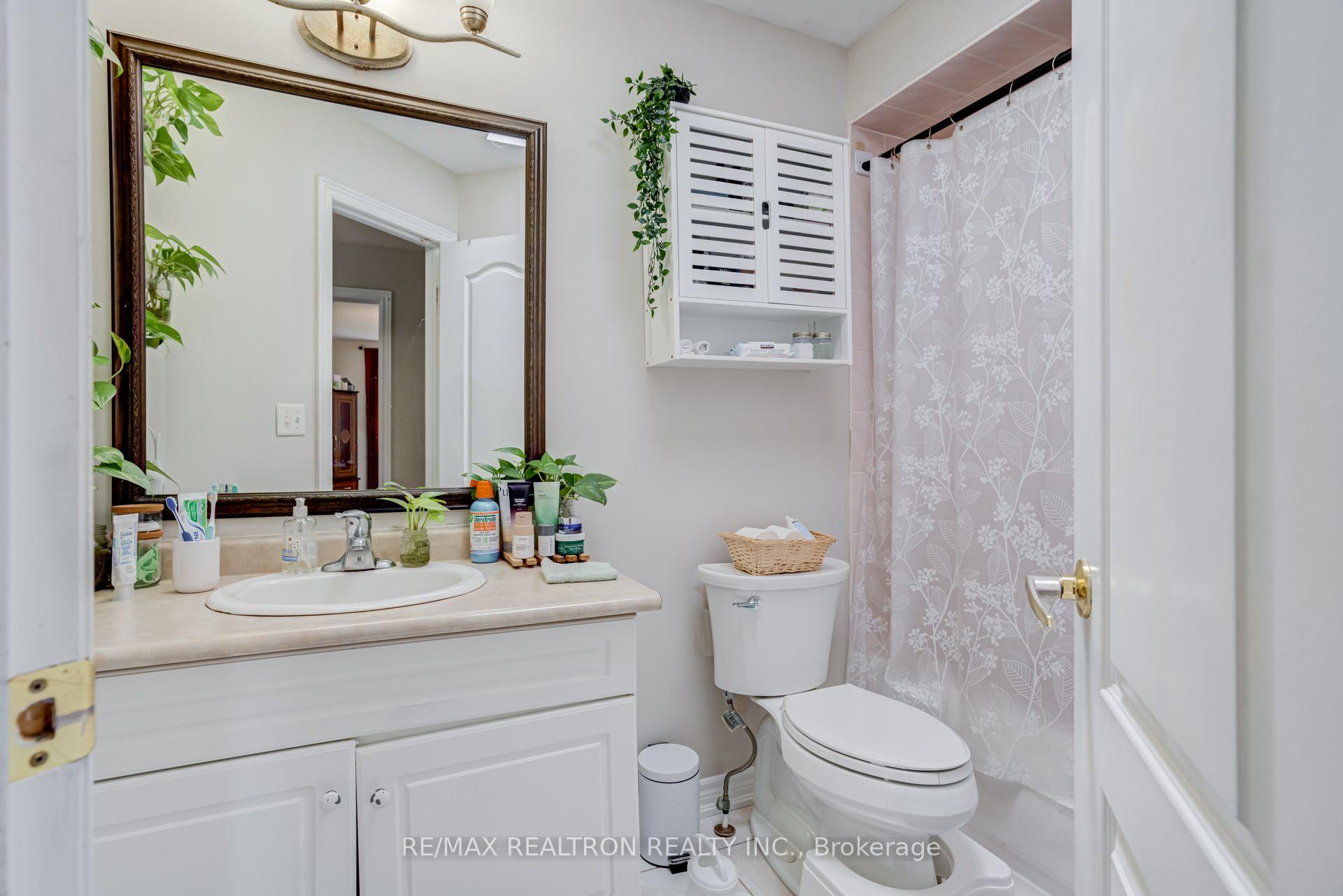 Photo 26 of 14 Kentview Crescent, Markham, Box Grove — HOMEH