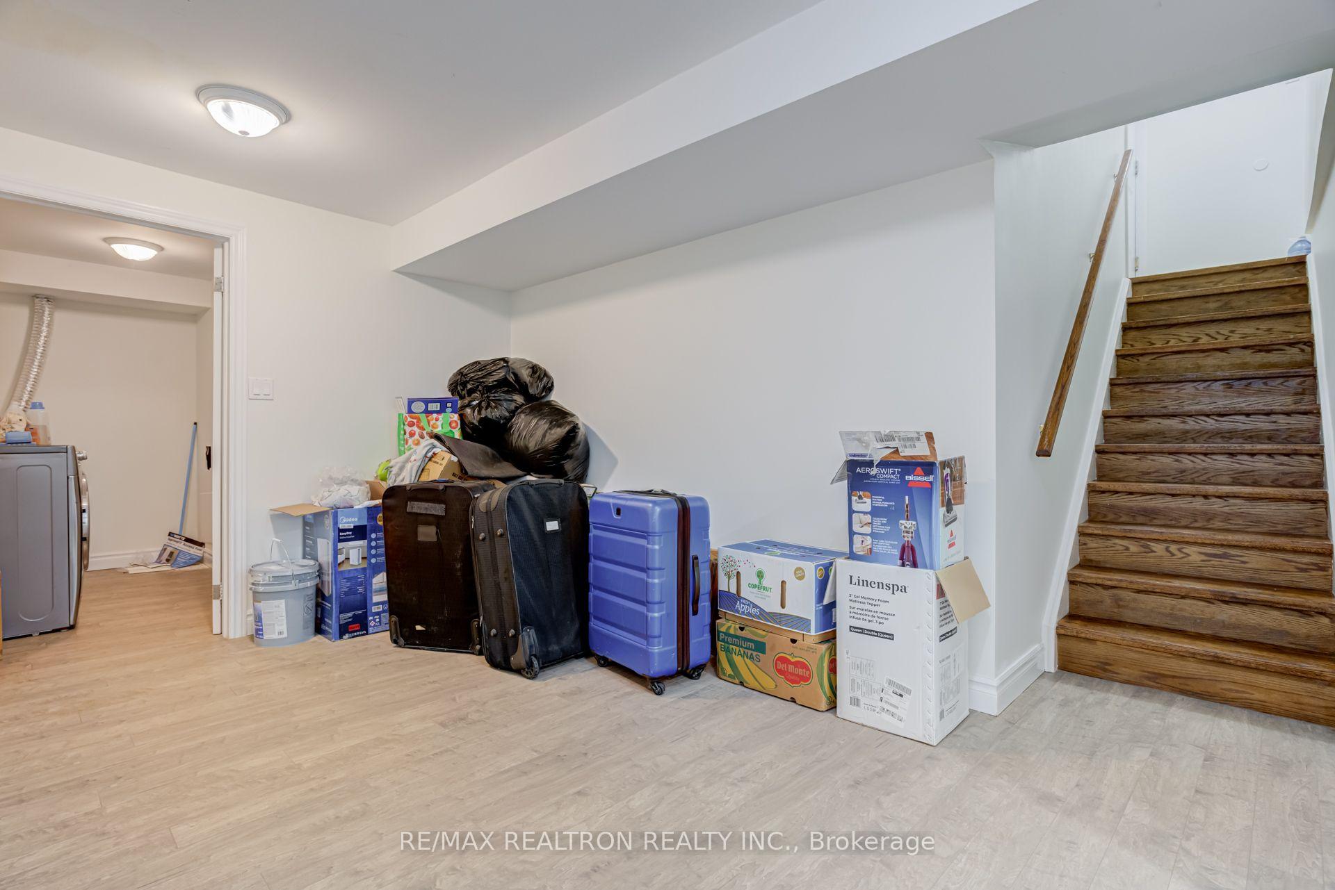 Photo 29 of 14 Kentview Crescent, Markham, Box Grove — HOMEH