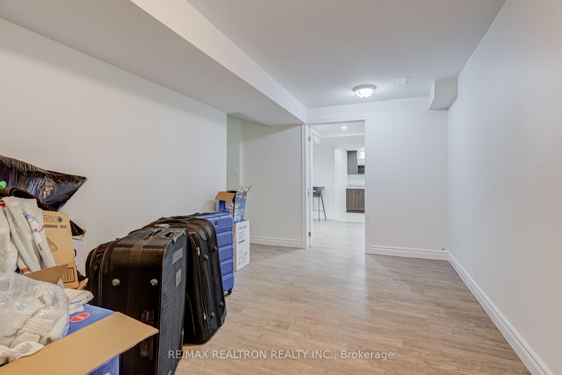 Photo 30 of 14 Kentview Crescent, Markham, Box Grove — HOMEH
