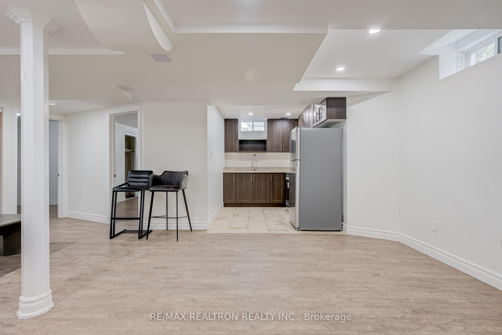 Photo 32 of 14 Kentview Crescent, Markham, Box Grove — HOMEH