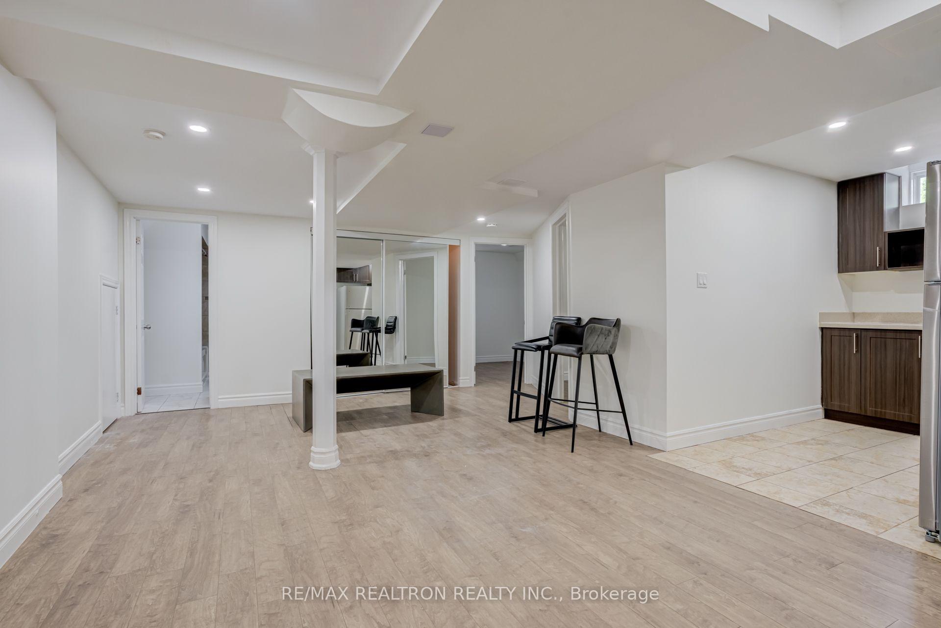 Photo 33 of 14 Kentview Crescent, Markham, Box Grove — HOMEH