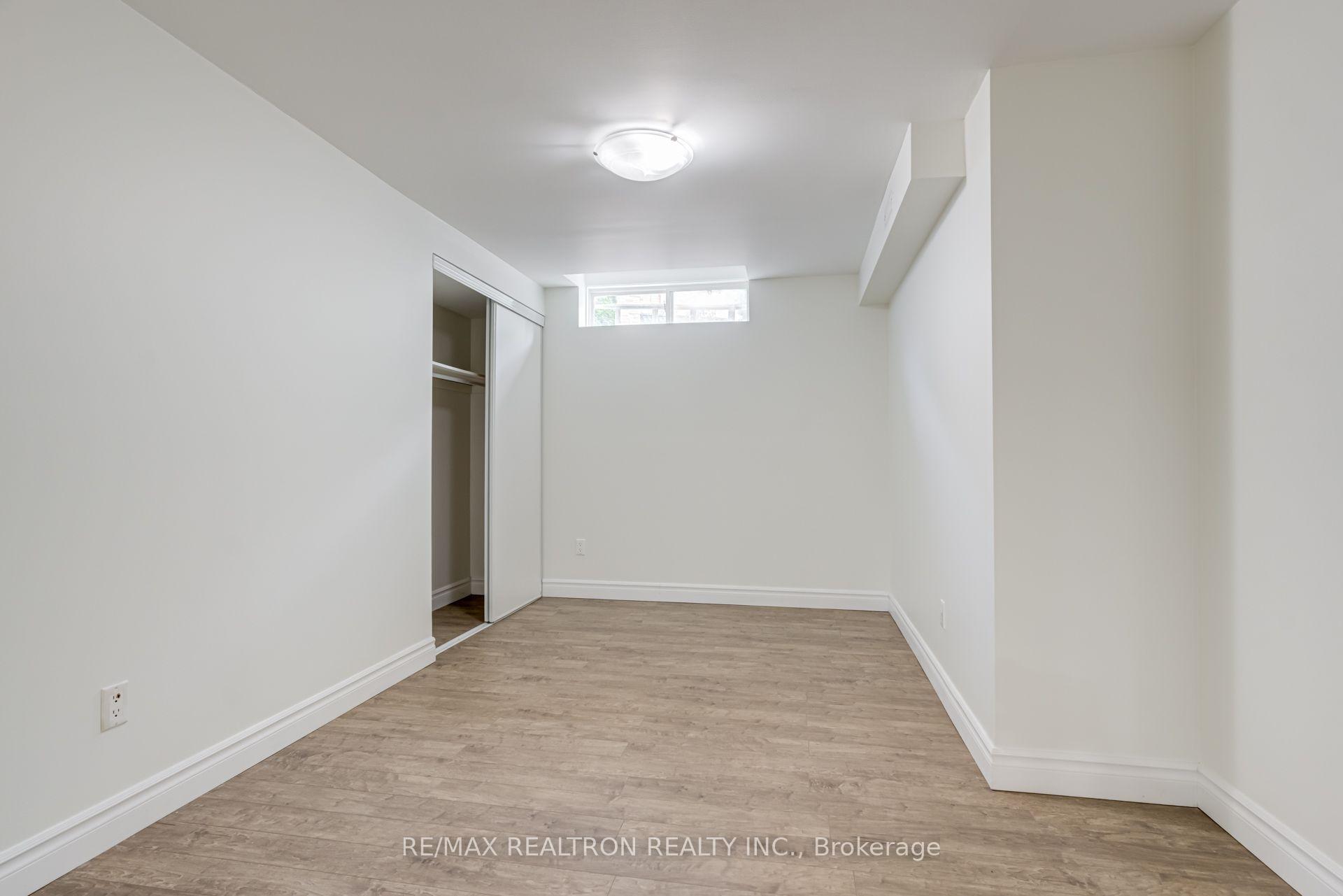 Photo 37 of 14 Kentview Crescent, Markham, Box Grove — HOMEH