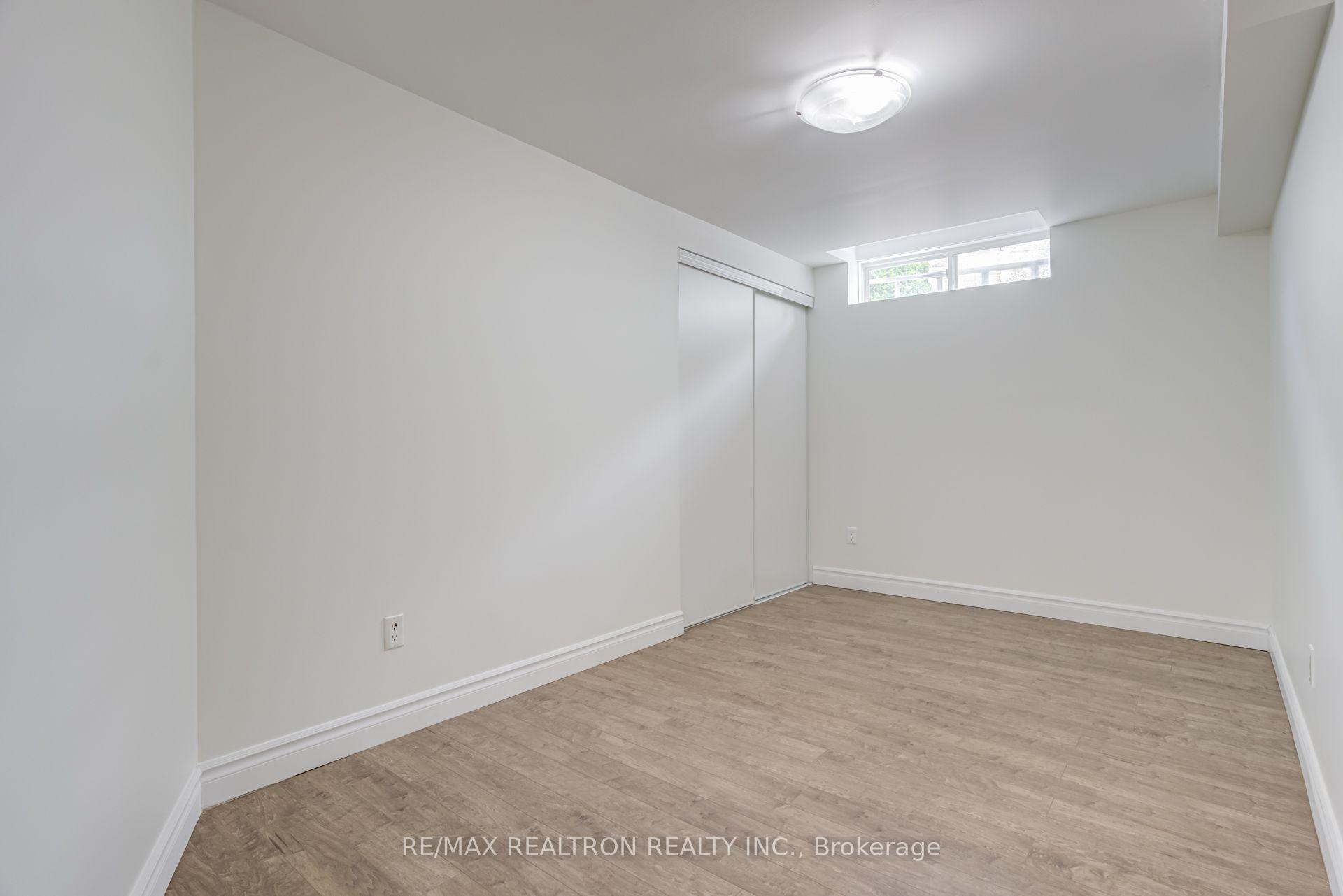 Photo 38 of 14 Kentview Crescent, Markham, Box Grove — HOMEH