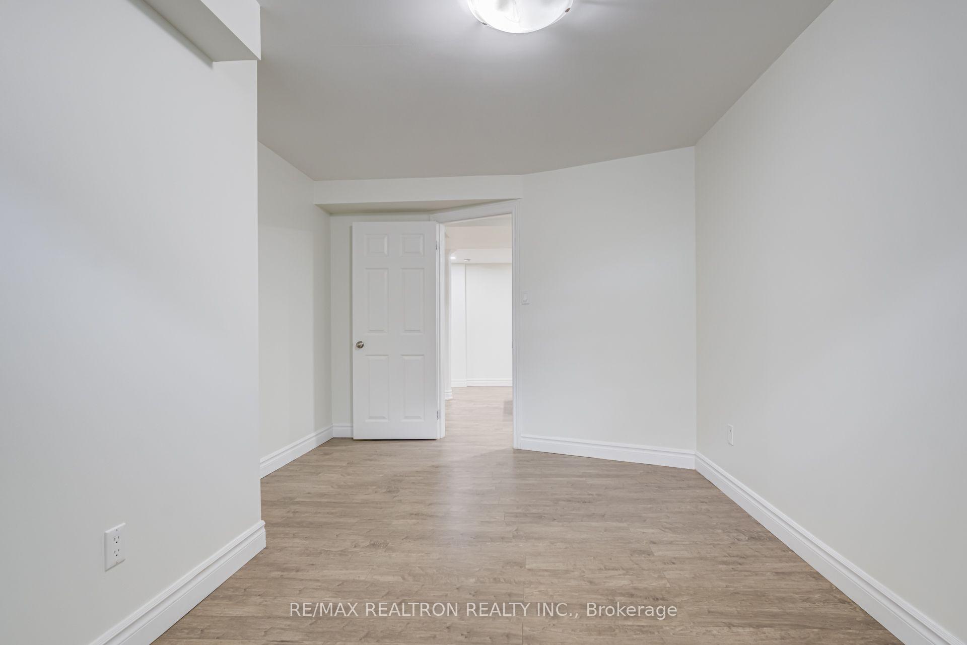 Photo 39 of 14 Kentview Crescent, Markham, Box Grove — HOMEH