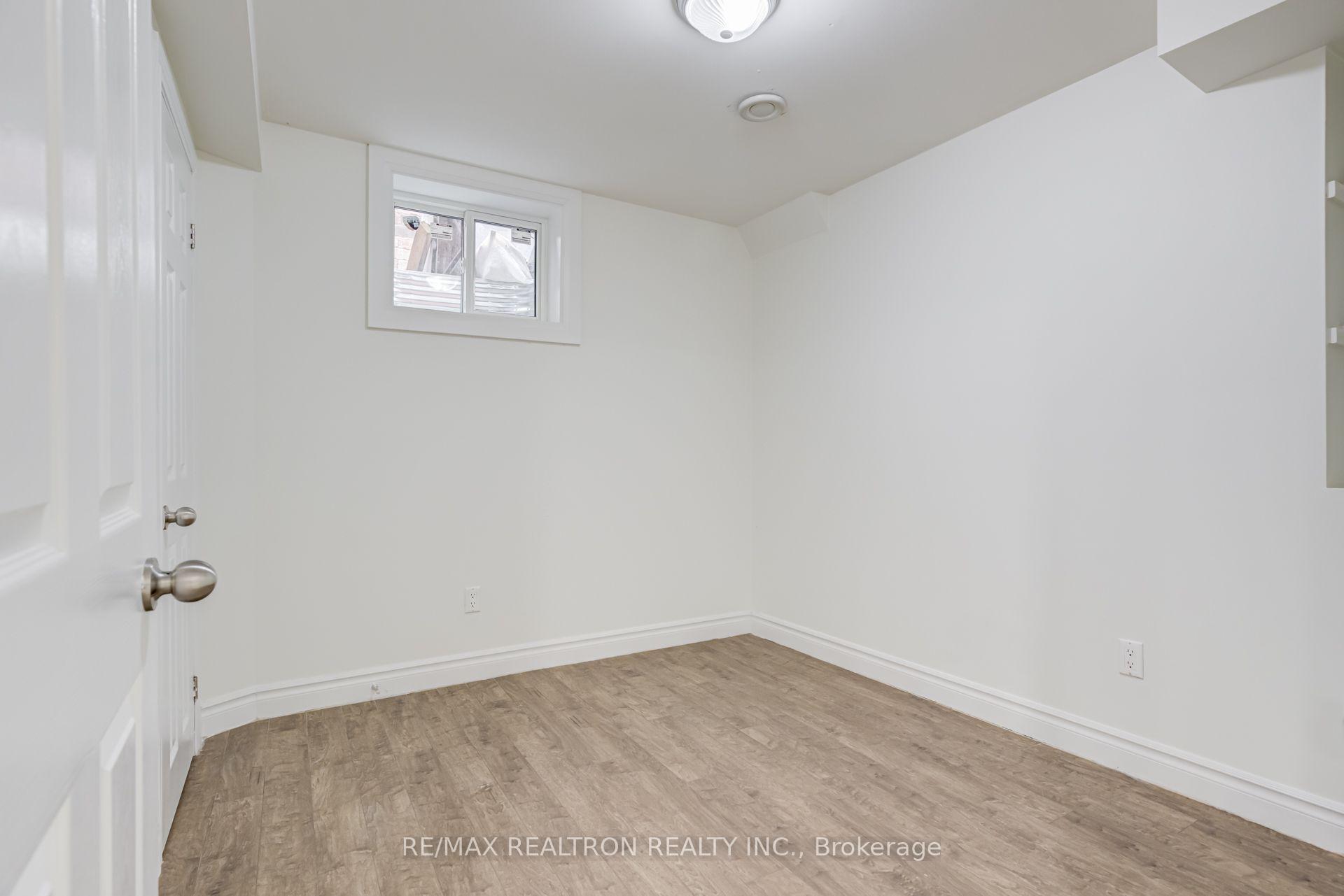 Photo 40 of 14 Kentview Crescent, Markham, Box Grove — HOMEH