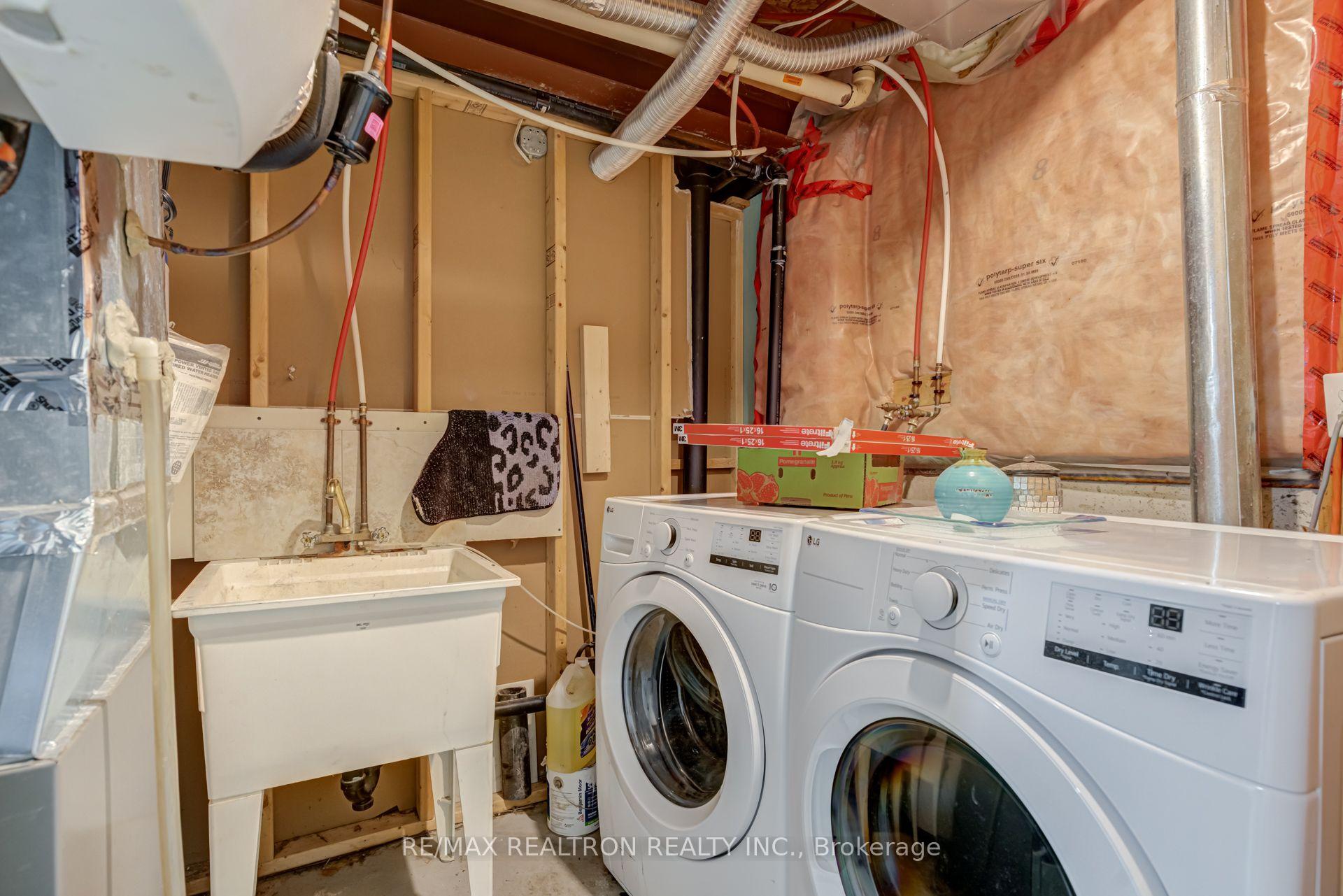 Photo 46 of 14 Kentview Crescent, Markham, Box Grove — HOMEH